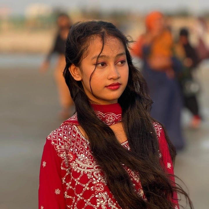 টিফিন টাইম.🙂 আল-জামিয়াতুল ইসলামিয়া মদীনাতুল উলূম মাদ্রাসা পরিচালক ...