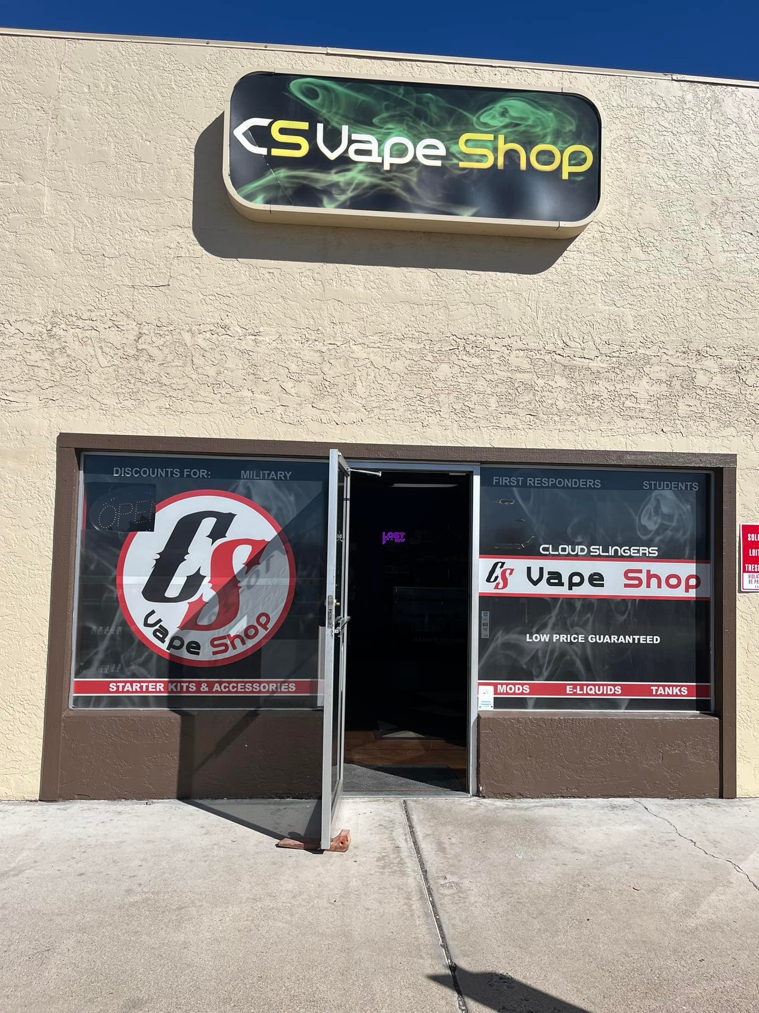 cloud slingers smoke & vape shop photos AZ added a new photo Flavors:ATL Mint Geek Bar Clio Platinum 50k Kit Smoke Shop Website Examples