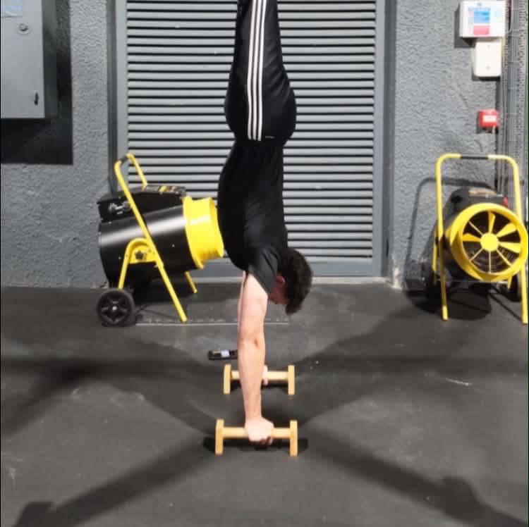 10/10 Things To Make Your Workouts More Enjoyable | Sam Yousif