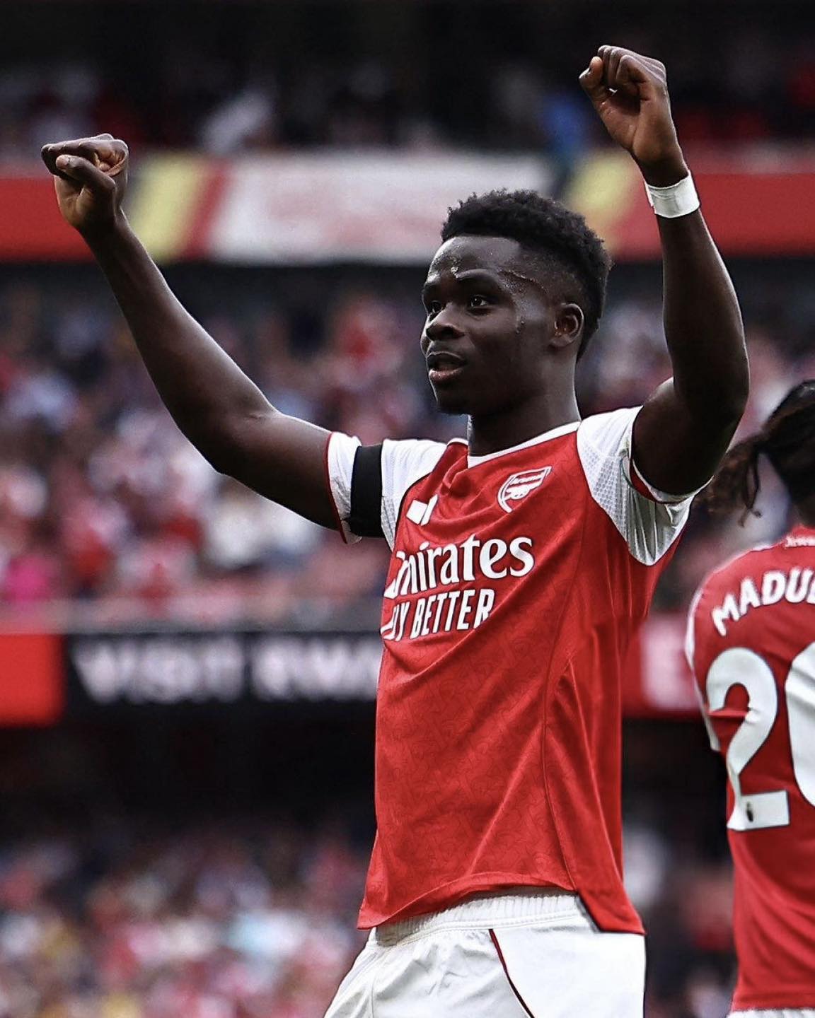 The Arsenal goalscorer, No 7 BUKAYOOOOO SAKA! ❤️ 🔴 2-0 🟠 (74)