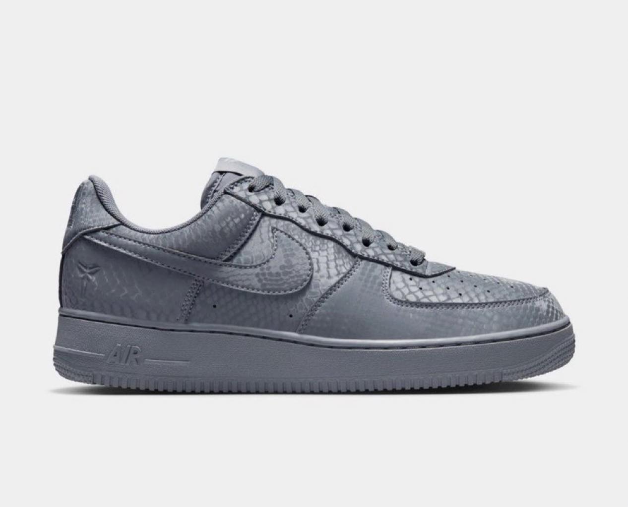 Now reduced to 96€ only The Kobe Bryant x Nike Air Force 1 Low 