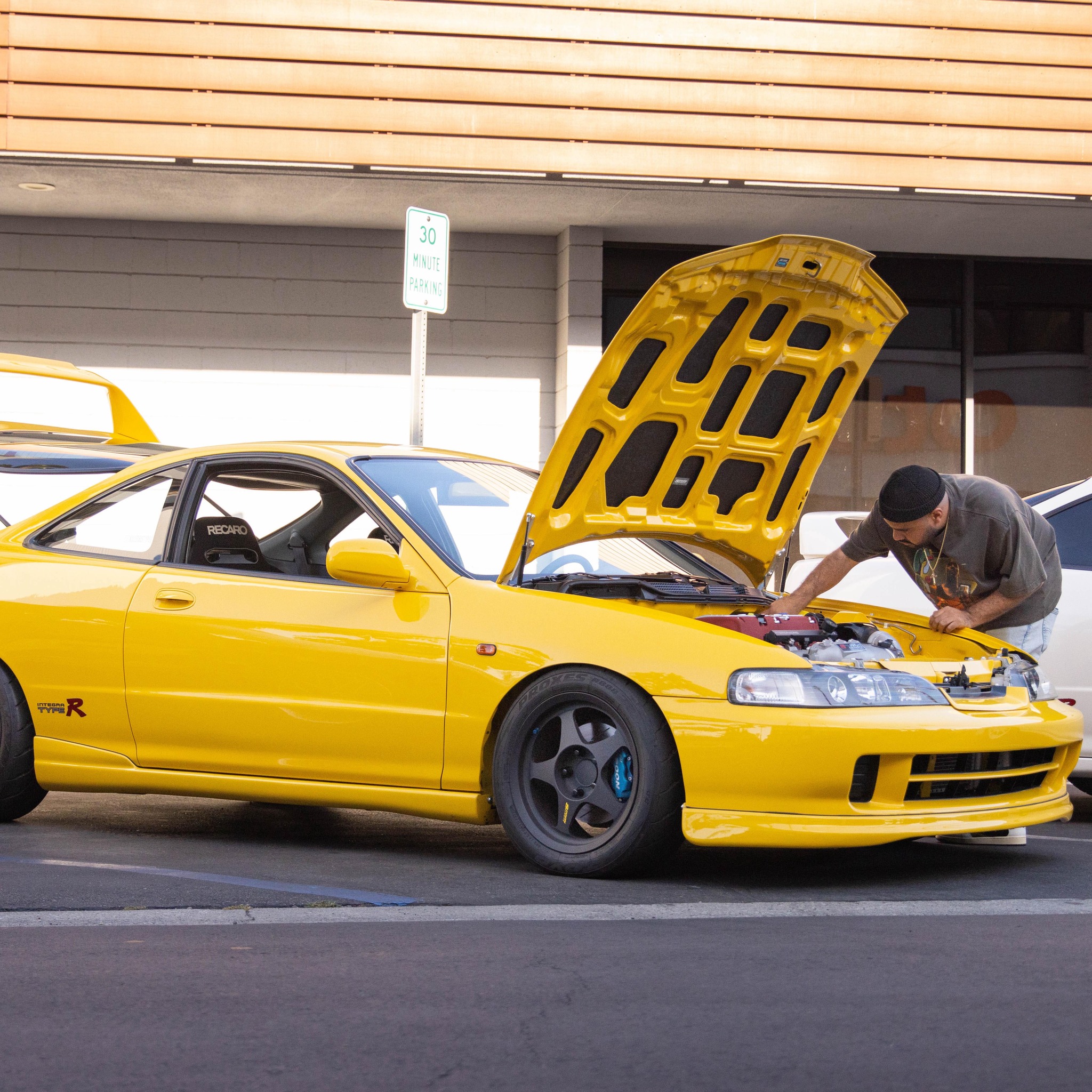 93 to infinity, kill all that wack shit! 🐝 @cupids_hotdogs #honda # ...