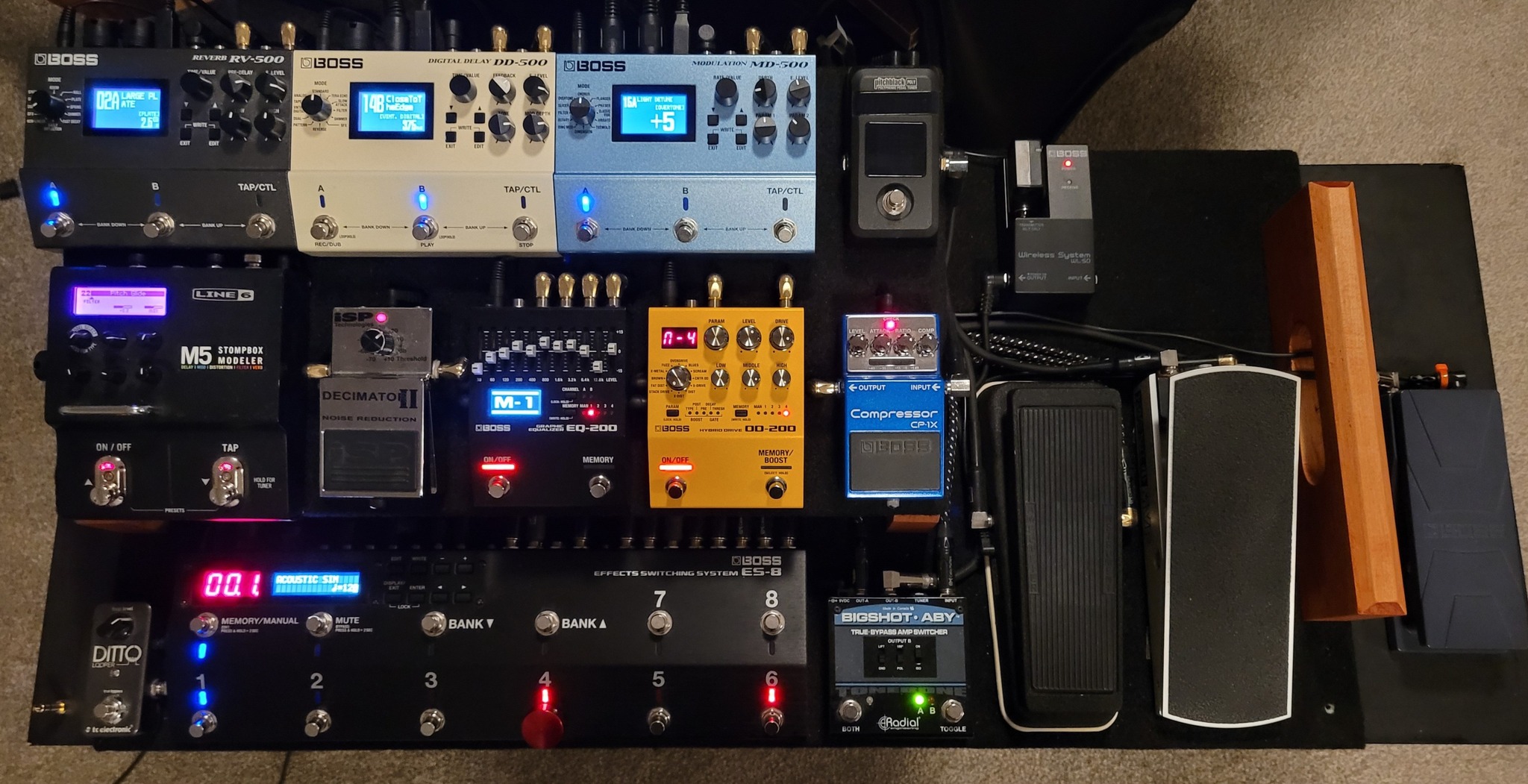 Boss es-5 pedalboard setup with midi control