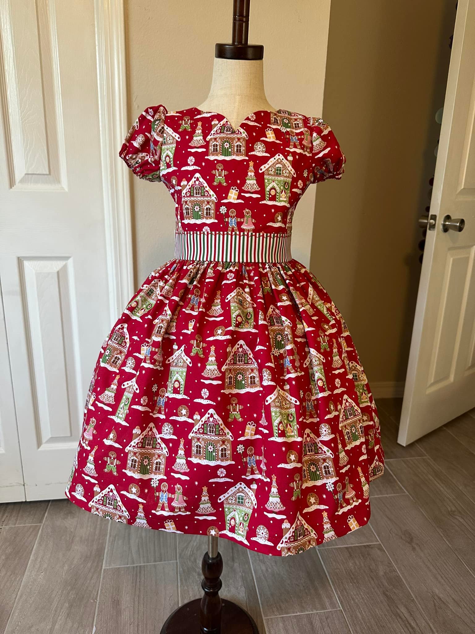Christmas dresses for toddler size 2t?