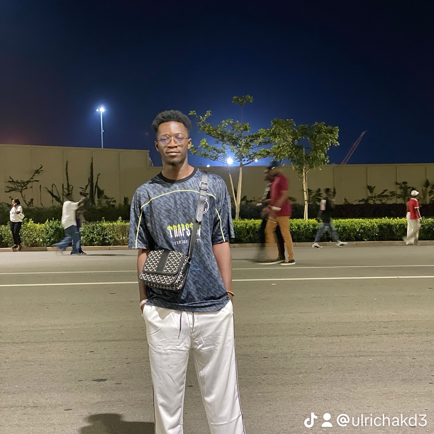 Bisness iphone et Samsung Cotonou 🍏🍏🏋️ | Je cherche Ecran iPhone 8 bon ...