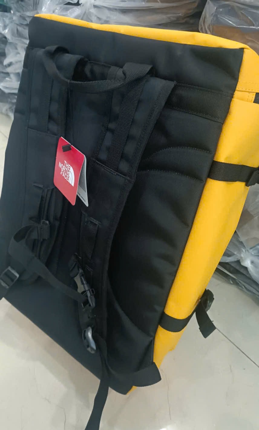 osprey bags cape town Women's Sirrus 36 Backpack Color:Stratus Grey meta-v2-location-Online Only The North Face® 31L convertible harness provides several