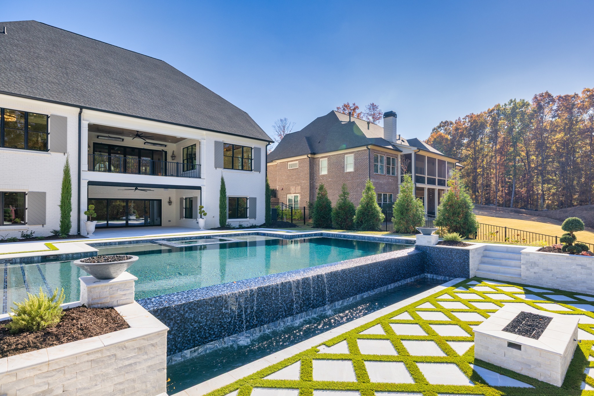 Dive & Design Pools