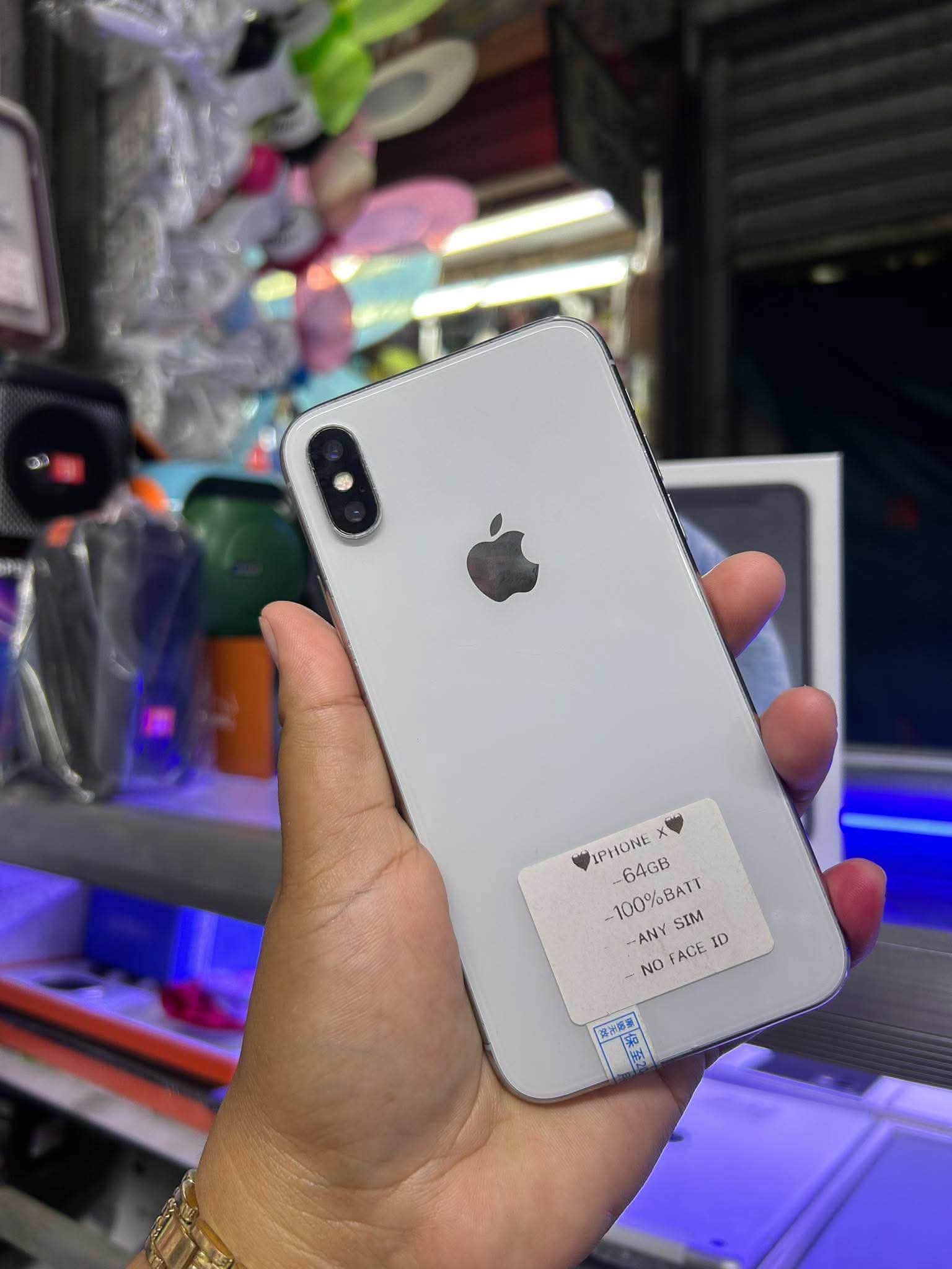 IPHONE X 64GB ( WHITE)