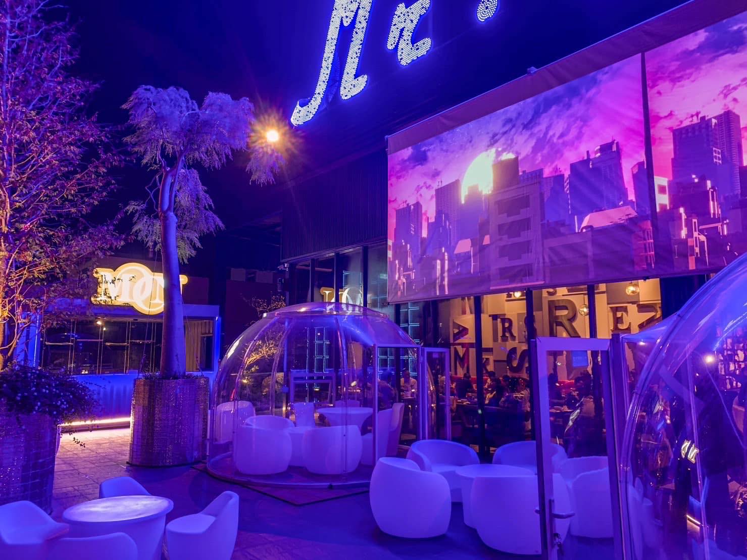 暮 酒吧 Moon Bistro 竹南店 | Zhunan