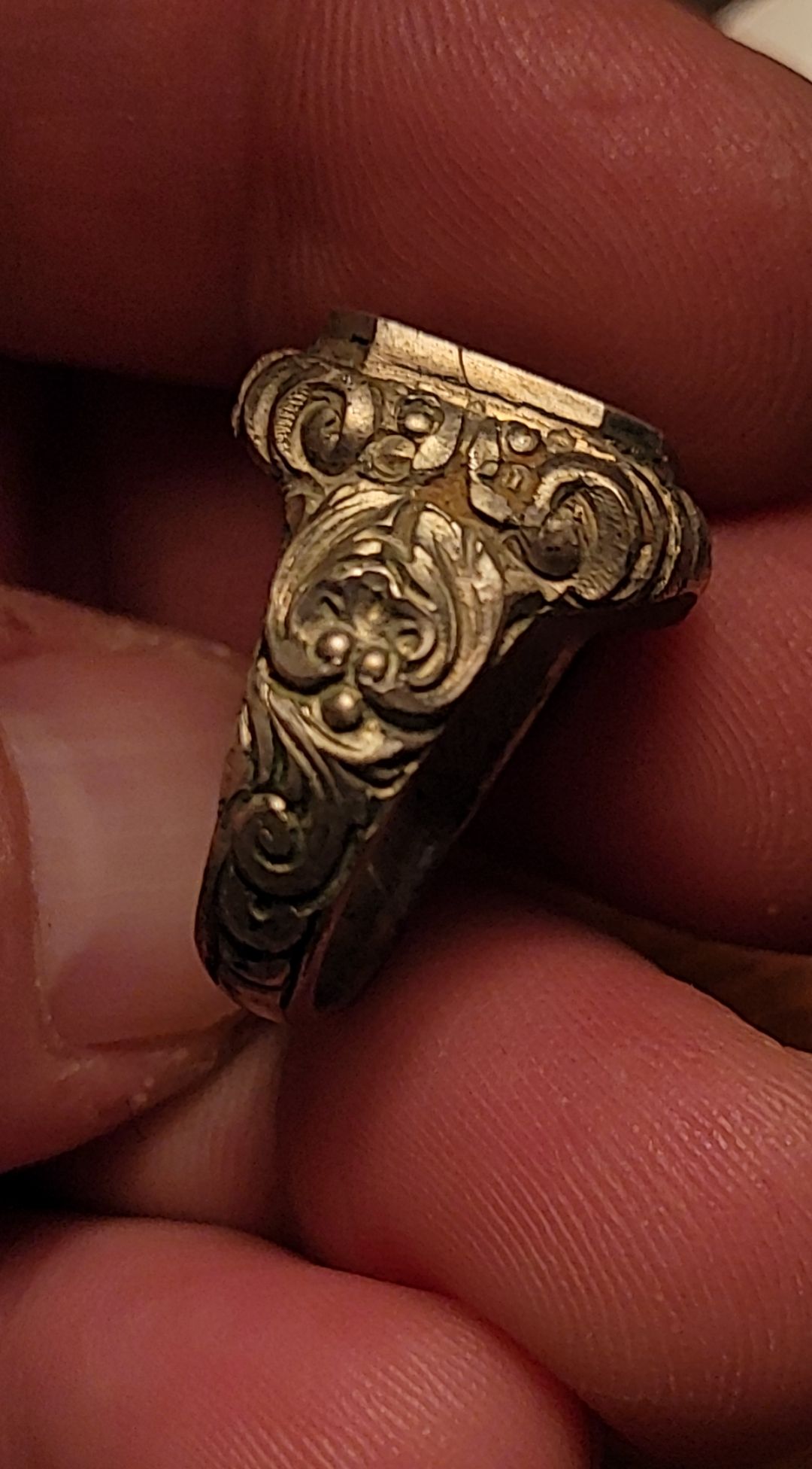 【vintage】Signet ring silver - unknown Need help identifying marks on this signet ring. I assume its