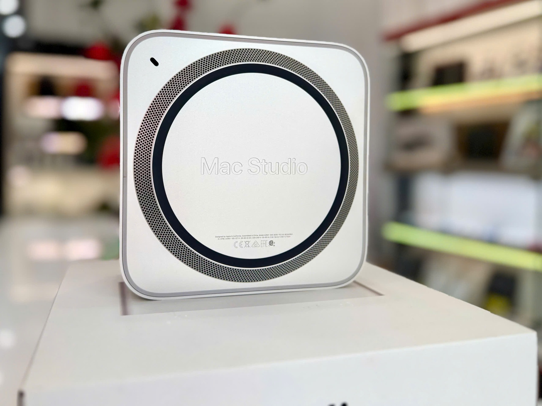 ? Mac Studio M1 Max ⚡ 10CPU / 24GPU / RAM 32GB / SSD 512GB 