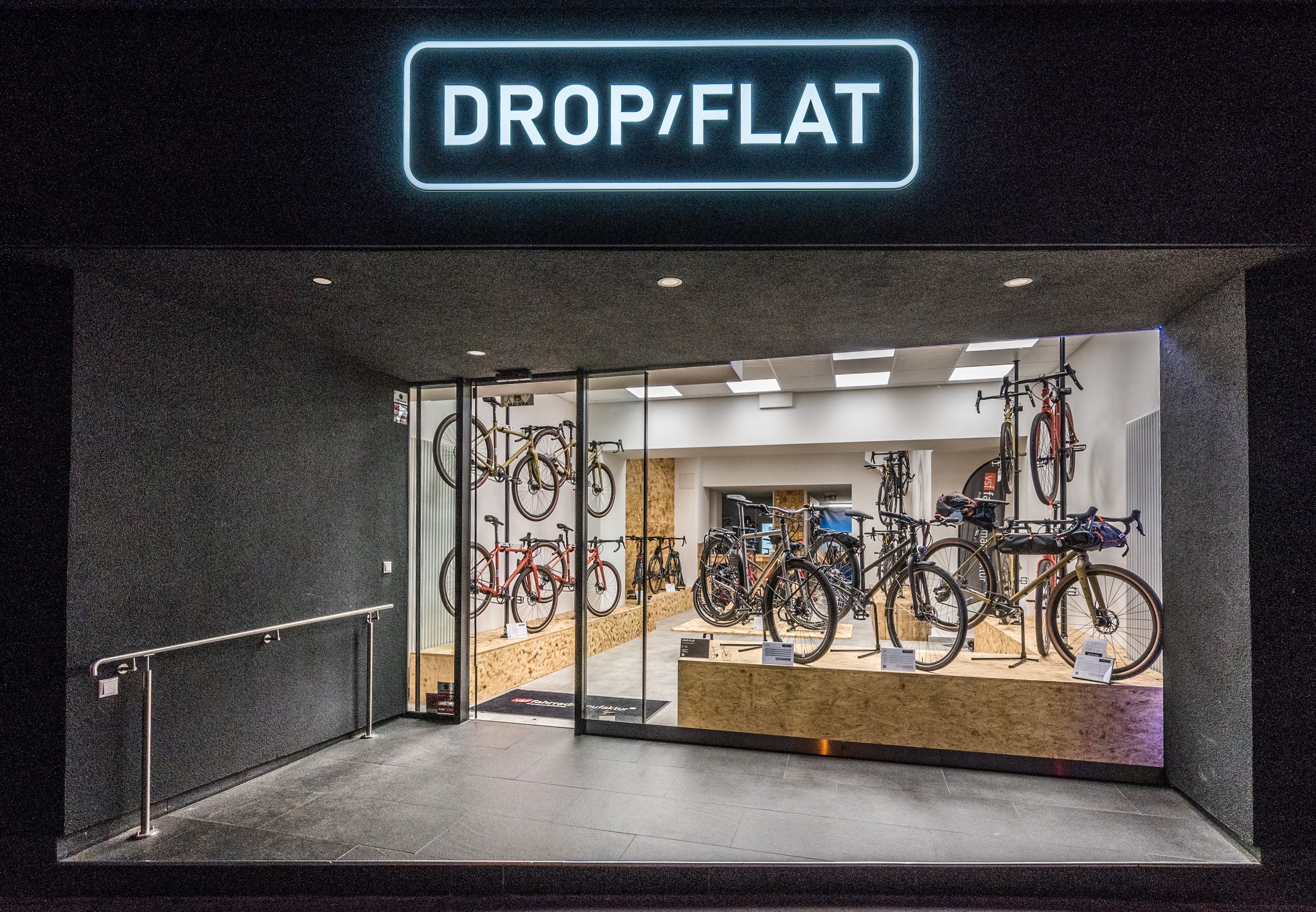 Drop/flat | Cologne
