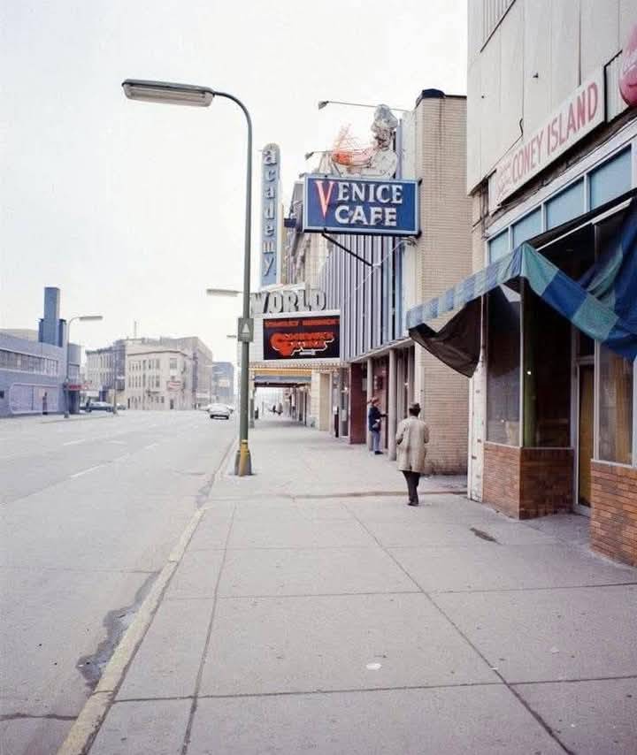Historic Minneapolis, MN street scenes from 1972