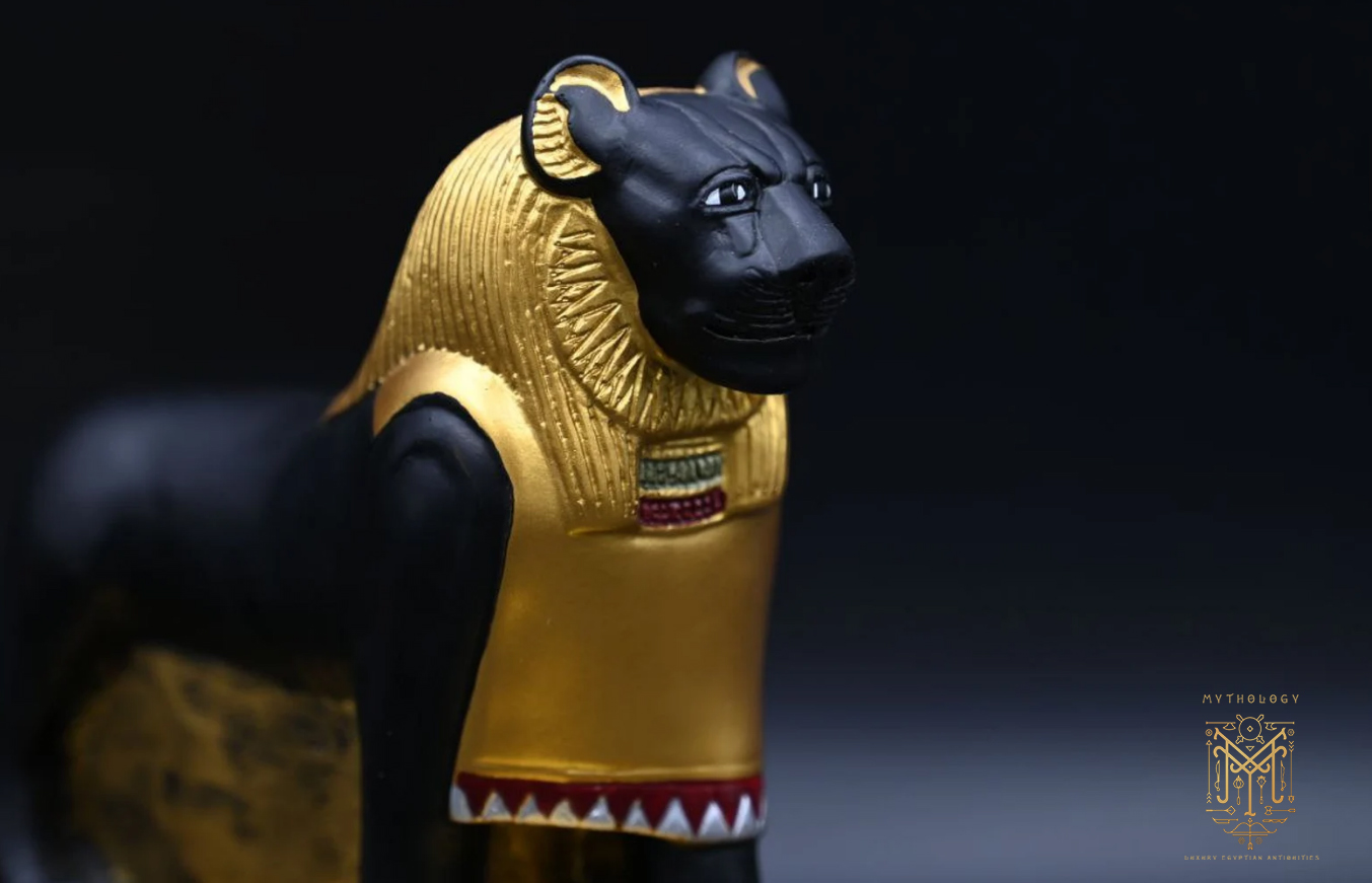 Mythology Antiquities Store | Cairo