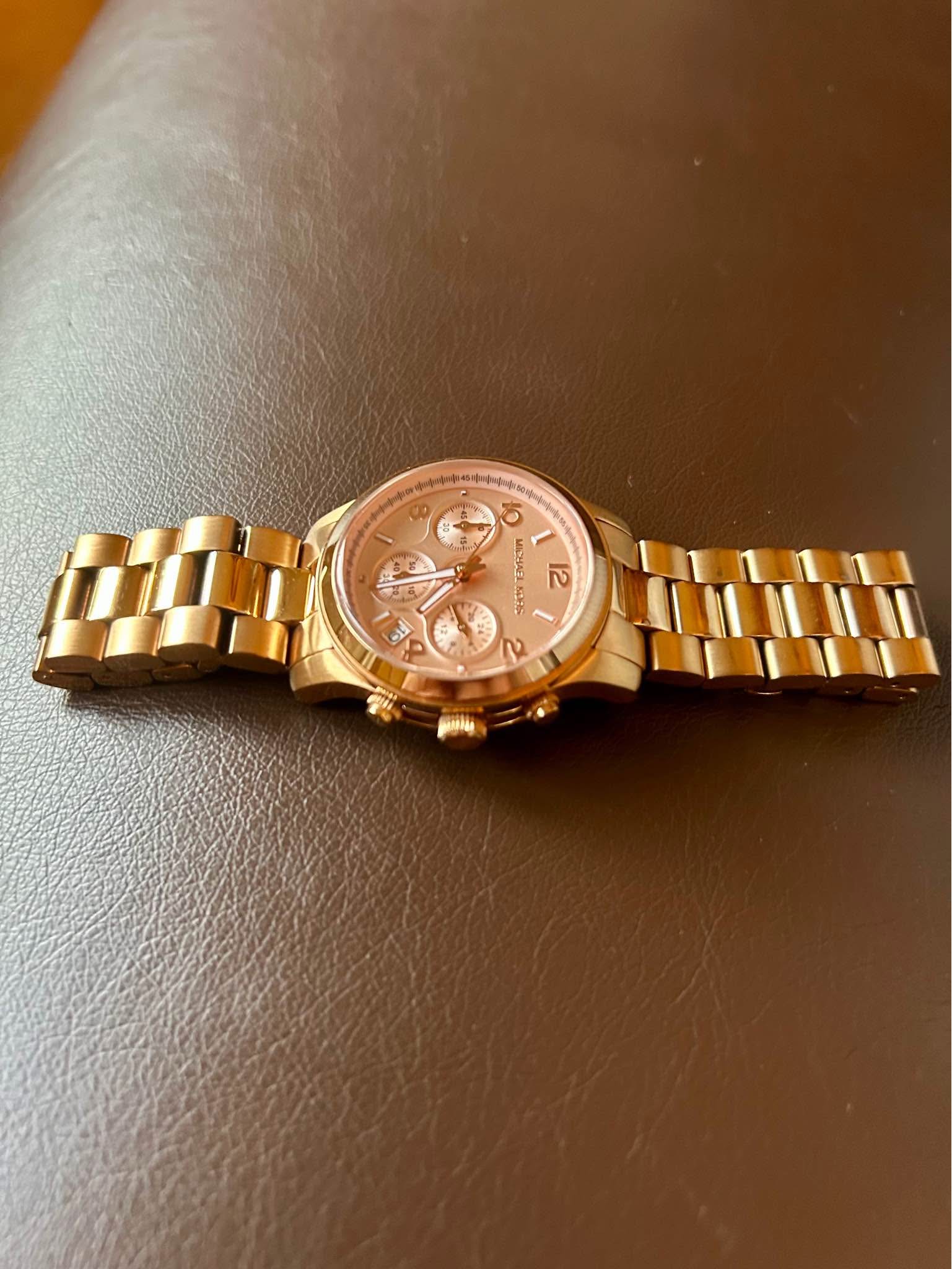 New Michael Kors MK6789 Oversized Brynn Pavé Gold-Tone Stainless 