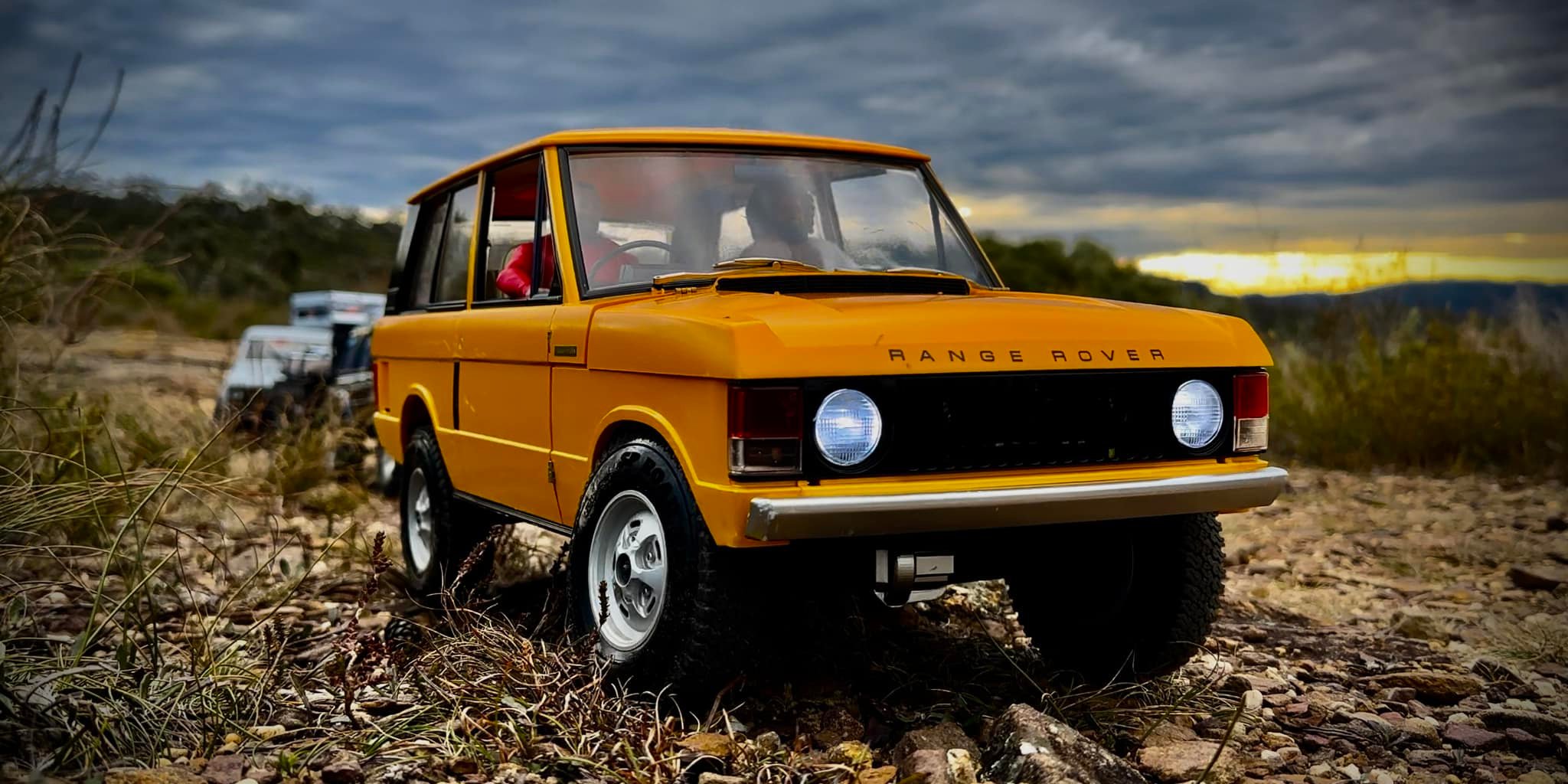 Custom Range Rover build with axial scx10ii chassis