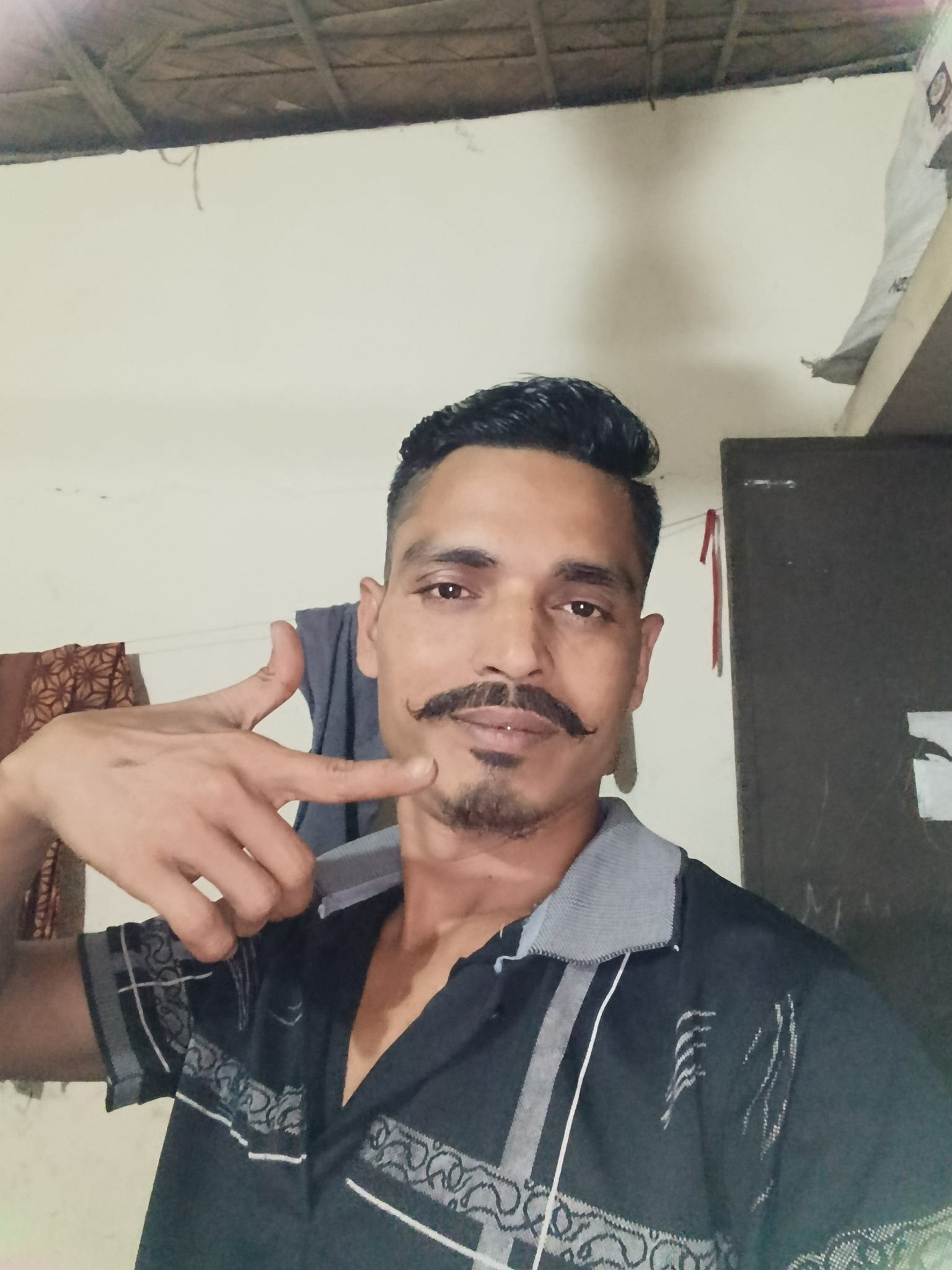 Ujjol Mia
