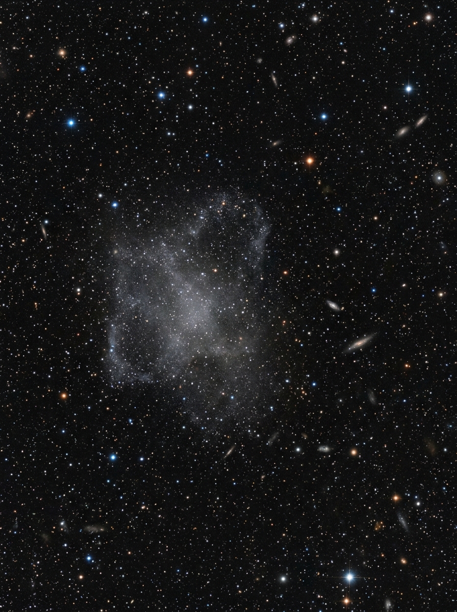 Dusty galaxies formed with different recipes