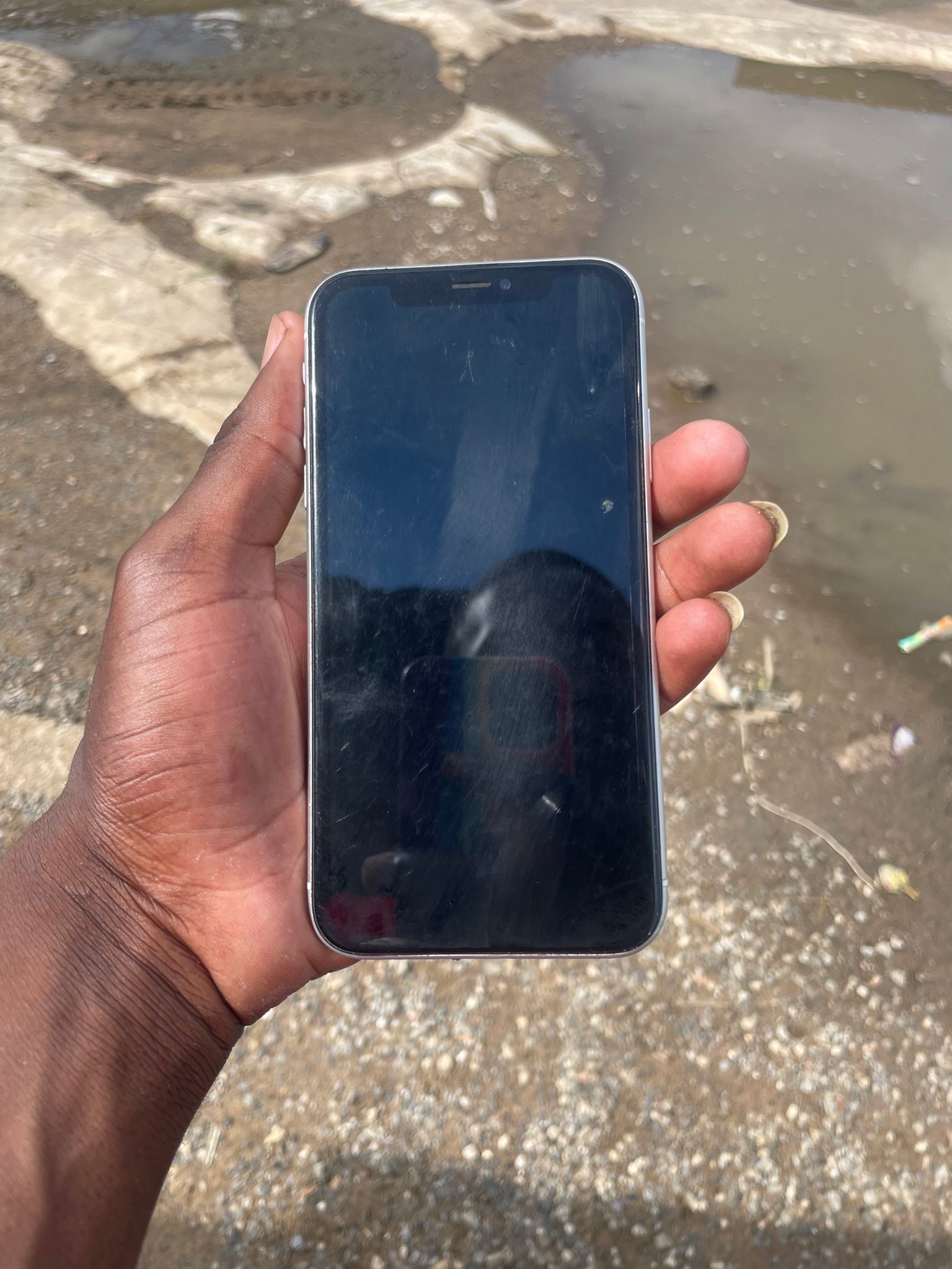 iPhone XR 64 gb duo sim