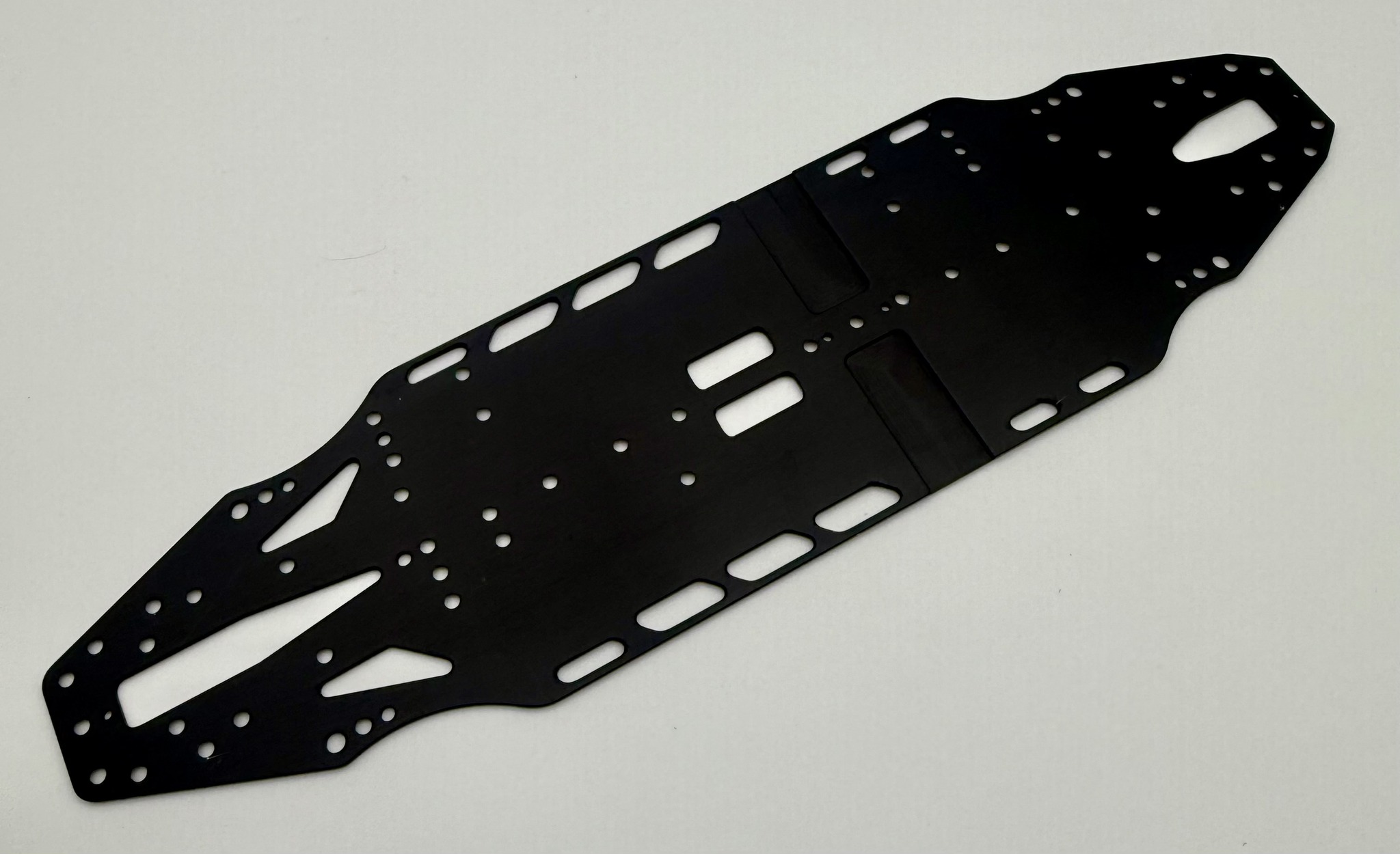 🔥 1.5mm ALU CHASSIS🔥 New from WeiRC are two different 1.5mm