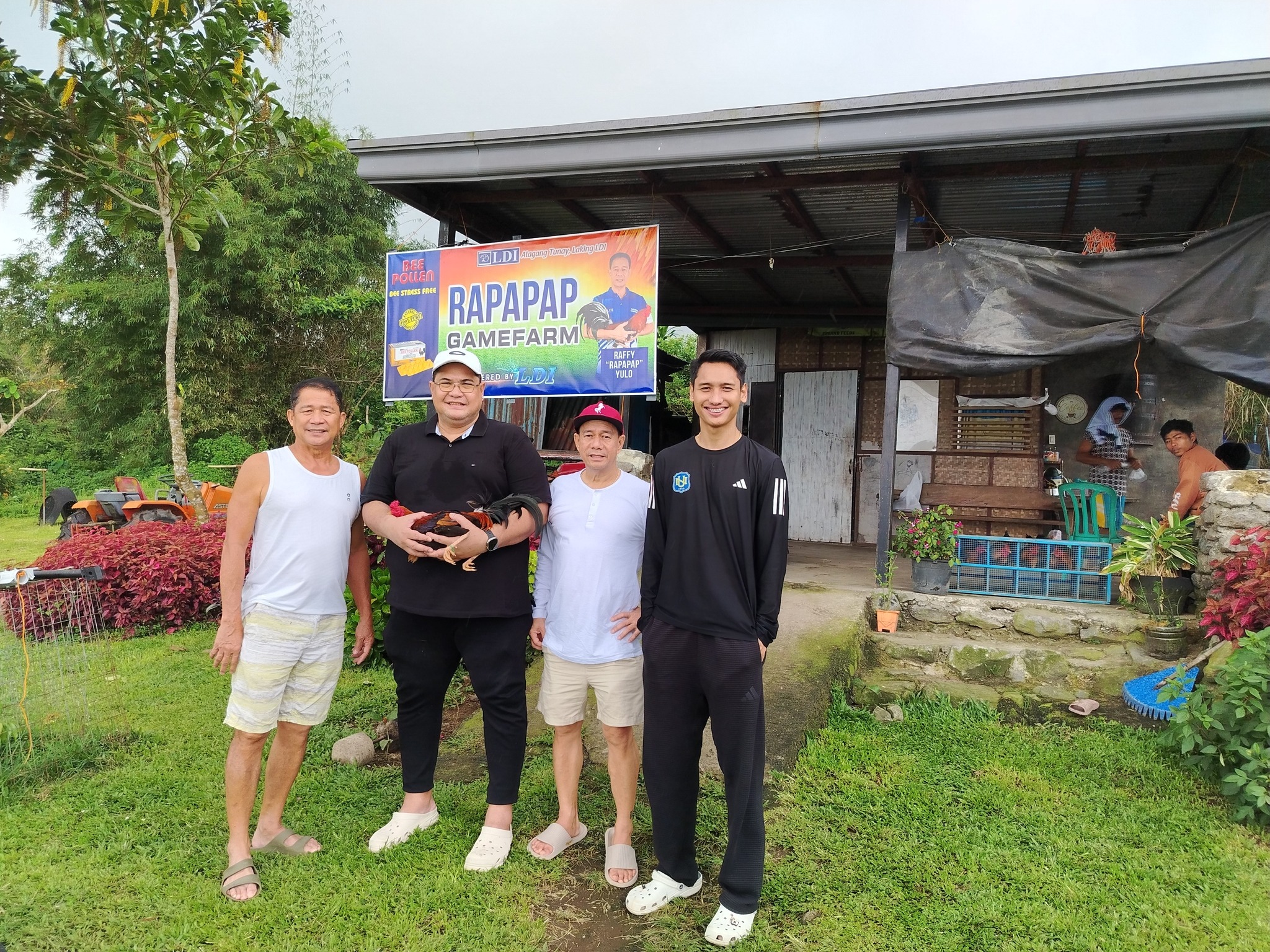 Rapapap - With volleyball Philippine team Michaelo buddin and coach ...