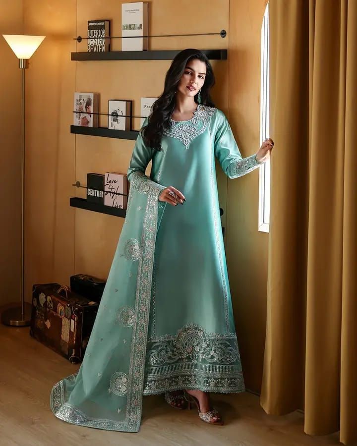 uae ladies dress stitched dresses market uae traditional clothing