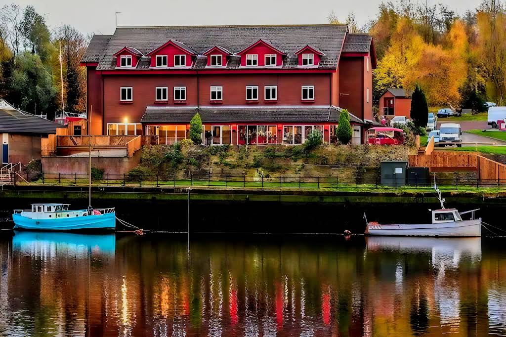 Rivers Lounge | Gateshead