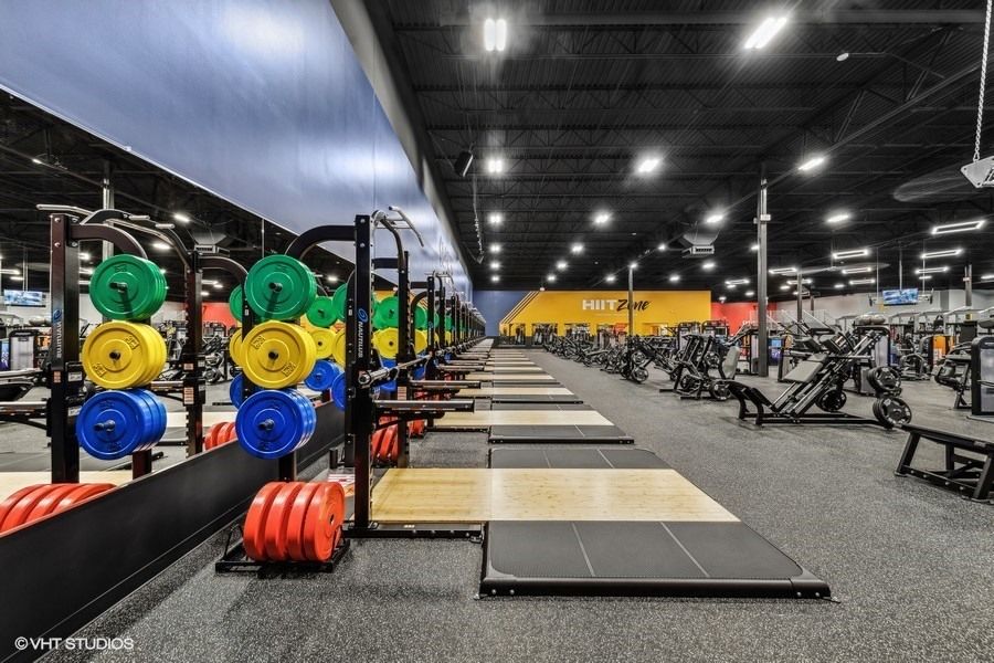 Crunch - 💥 5 to 120 lbs • THE FULL RACK IS YOURS! 💥 No limits. No ...