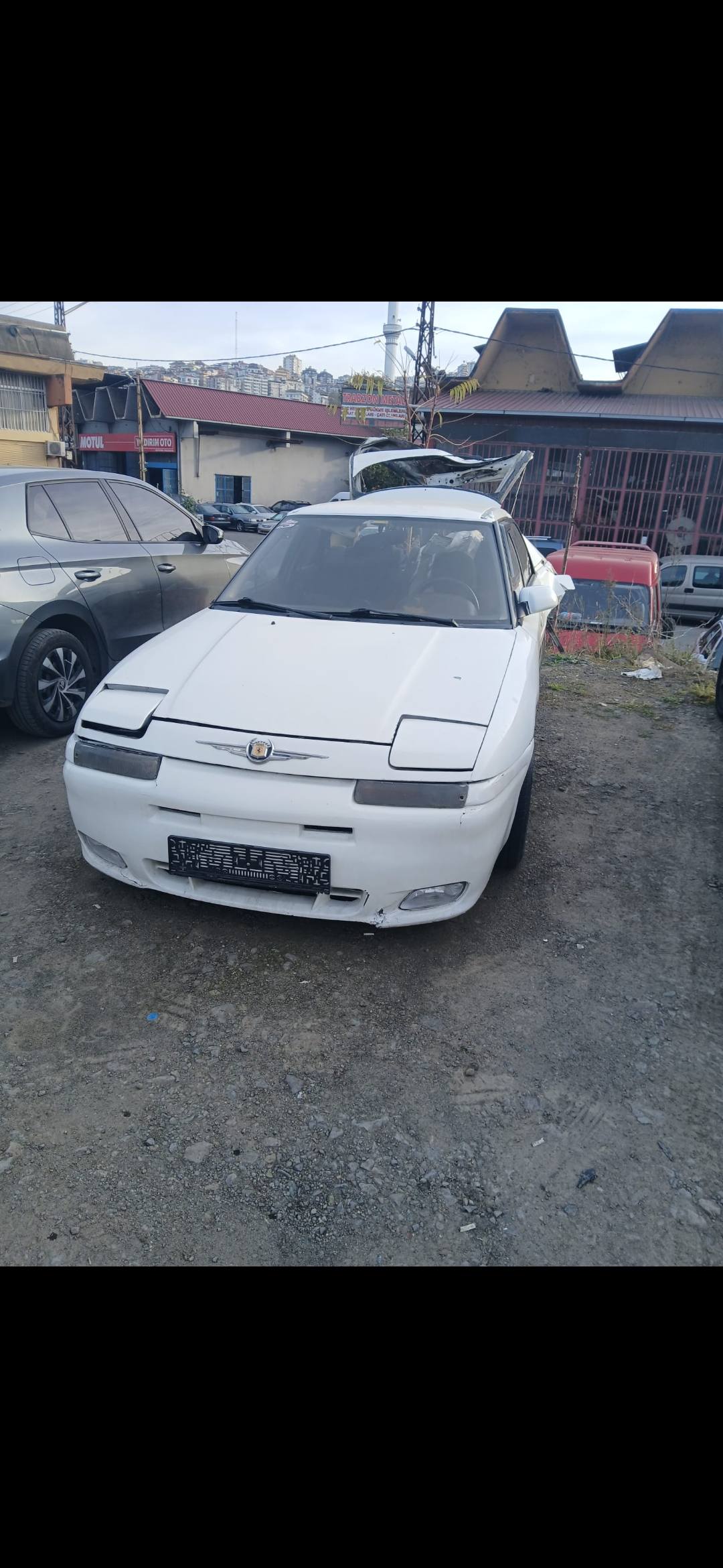Mazda 323 hb sedan Mazda 626 hb sedan Çıkma orjinal yedek parça