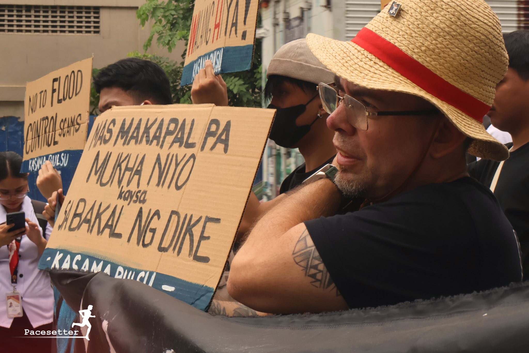 Pacesetter - LOOK: Rallying against alleged corruption, youth from ...