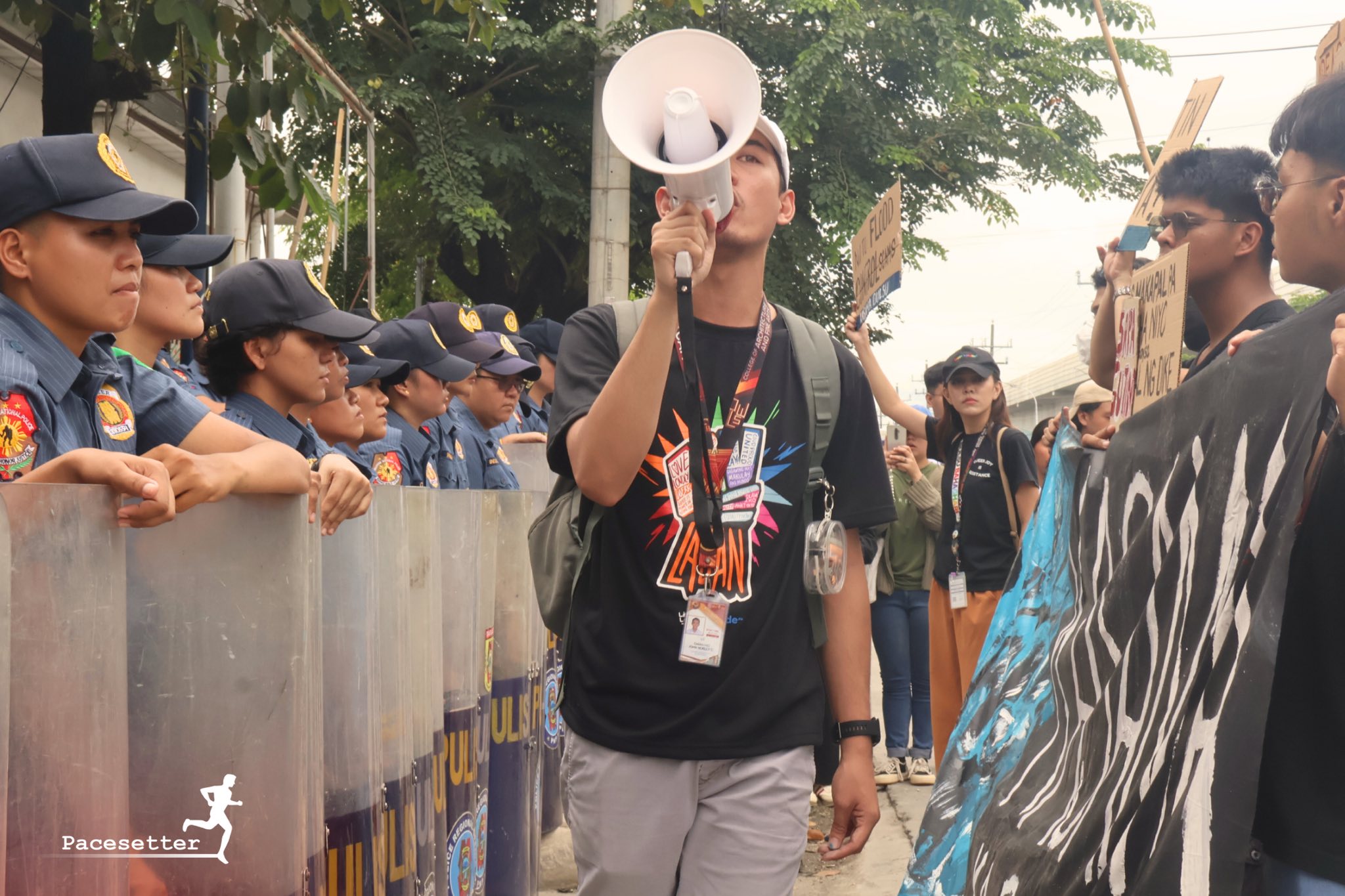 Pacesetter - LOOK: Rallying against alleged corruption, youth from ...