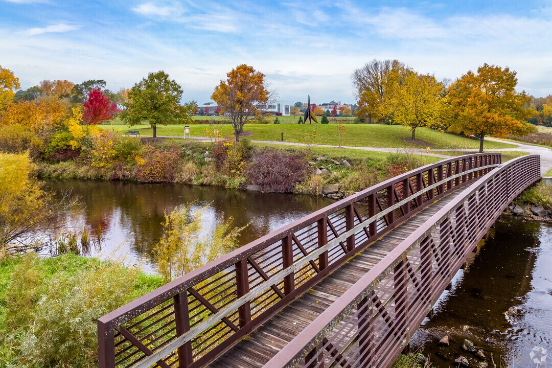 West Bend, WI Community & Neighbors Page | Hi! Can someone please tell ...