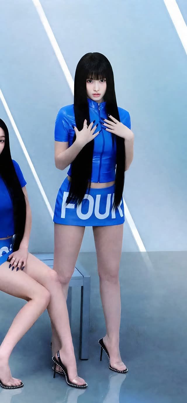 jeongyeon blue dress TWICE In Her Stuns Real Life Doll Appearance Round Neck Dresses Always Sweet Mini Dress Color:Petal Pink