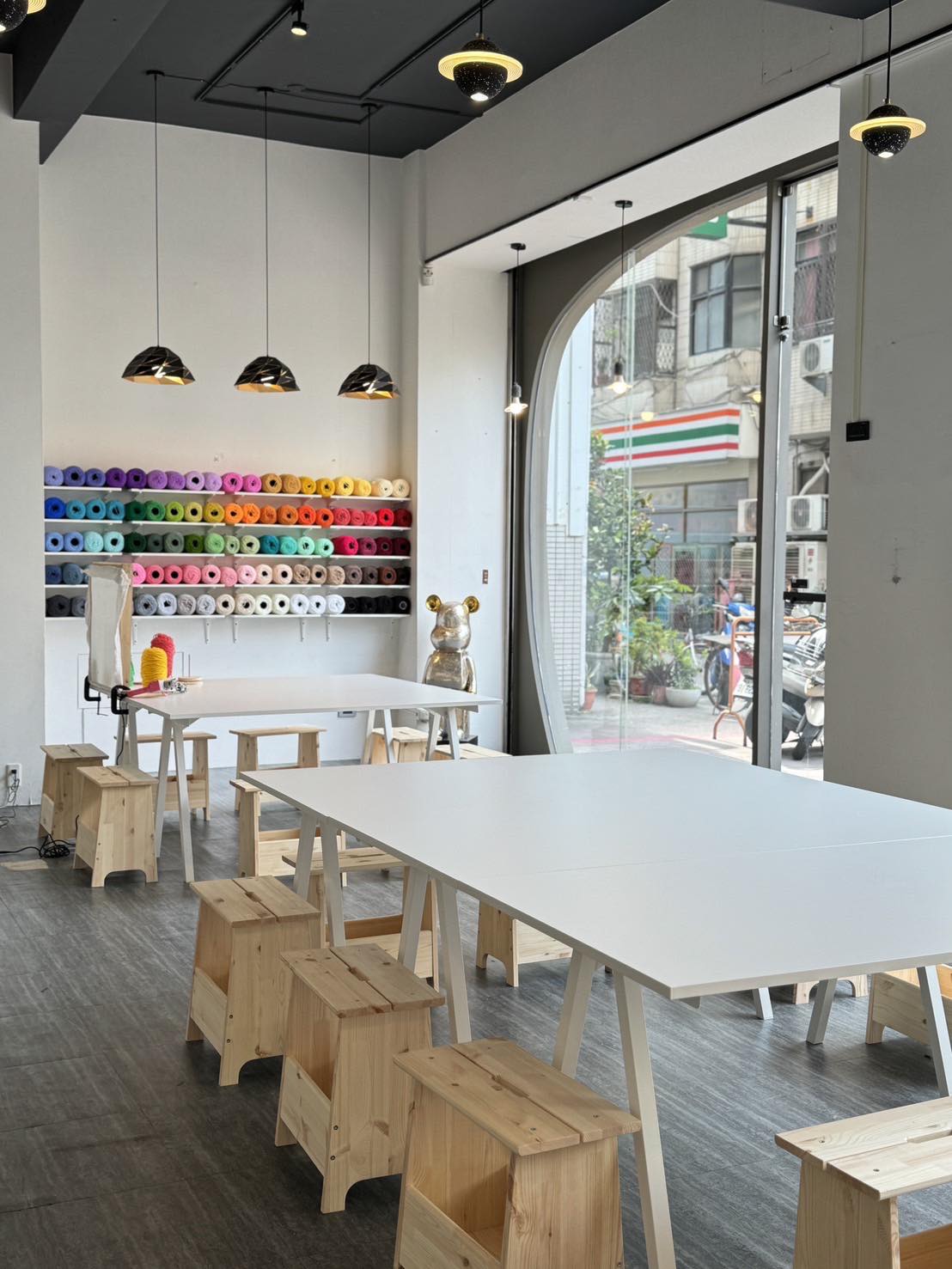 Does Art都是藝術台中店．台中手作地毯Tufting 文化幣適用 | West District