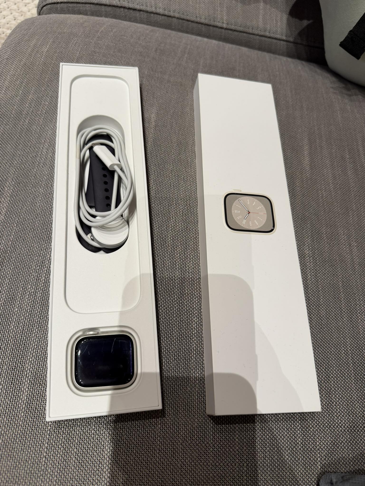Apple watch Series 10 GPS 42mm (Black) for sale. •Box and charging 