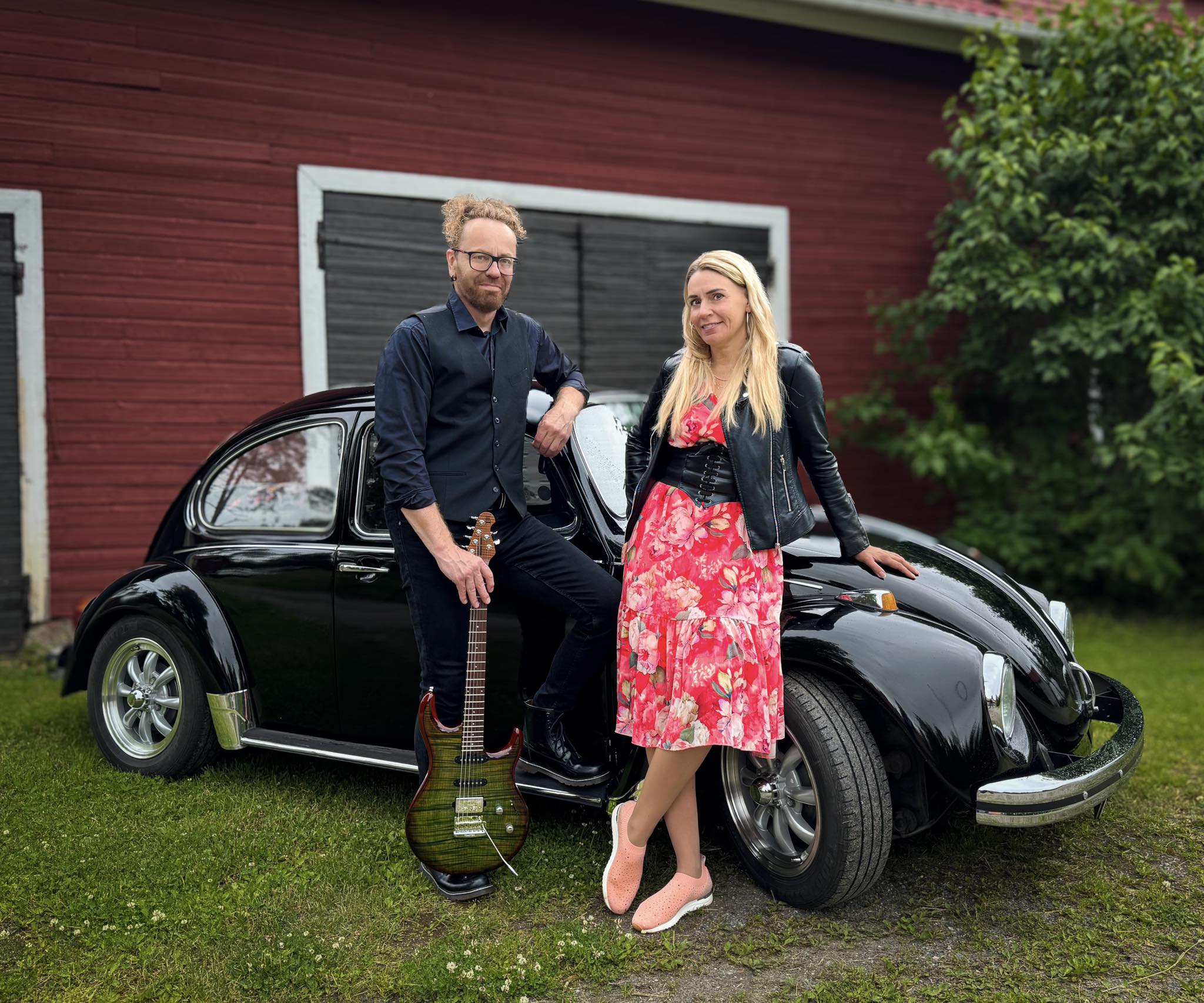 twin-flame-duo-b-ndi-pori