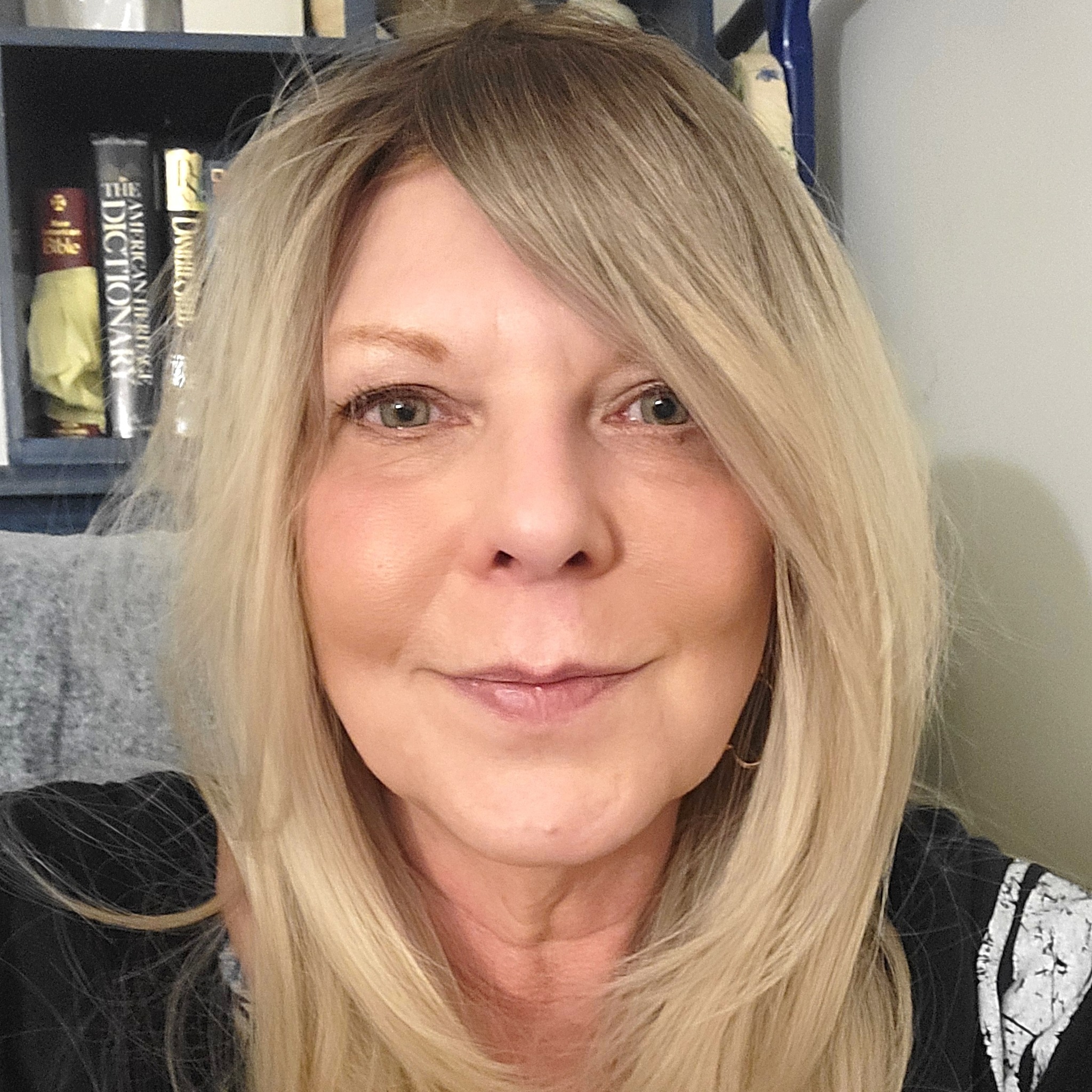 Donna Rae Shelton-Born