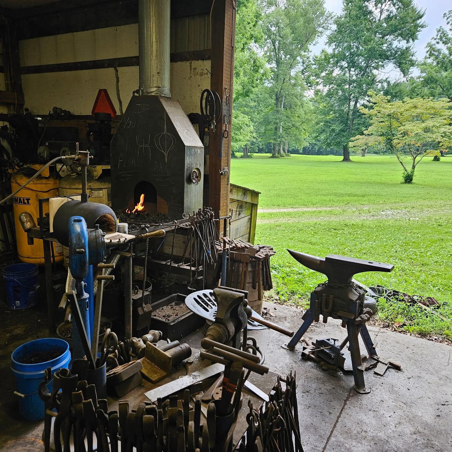 Blacksmith World | Rare 1050lb Ernst Refflinghaus Anvil w/Stand (200 to ...