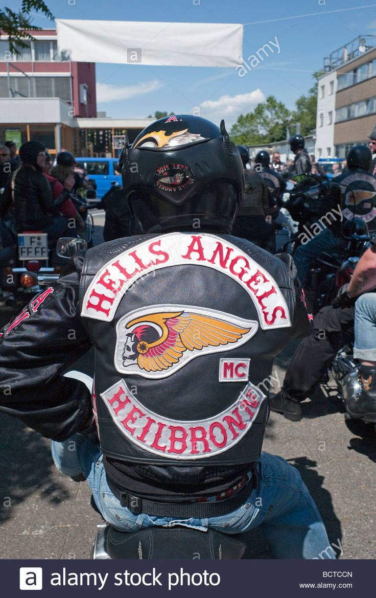 Rare photos of Hells Angels members out and about town. 😝