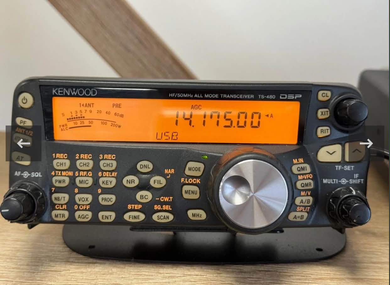 Kenwood TS-480HX HF transceiver delivers 200 watts output