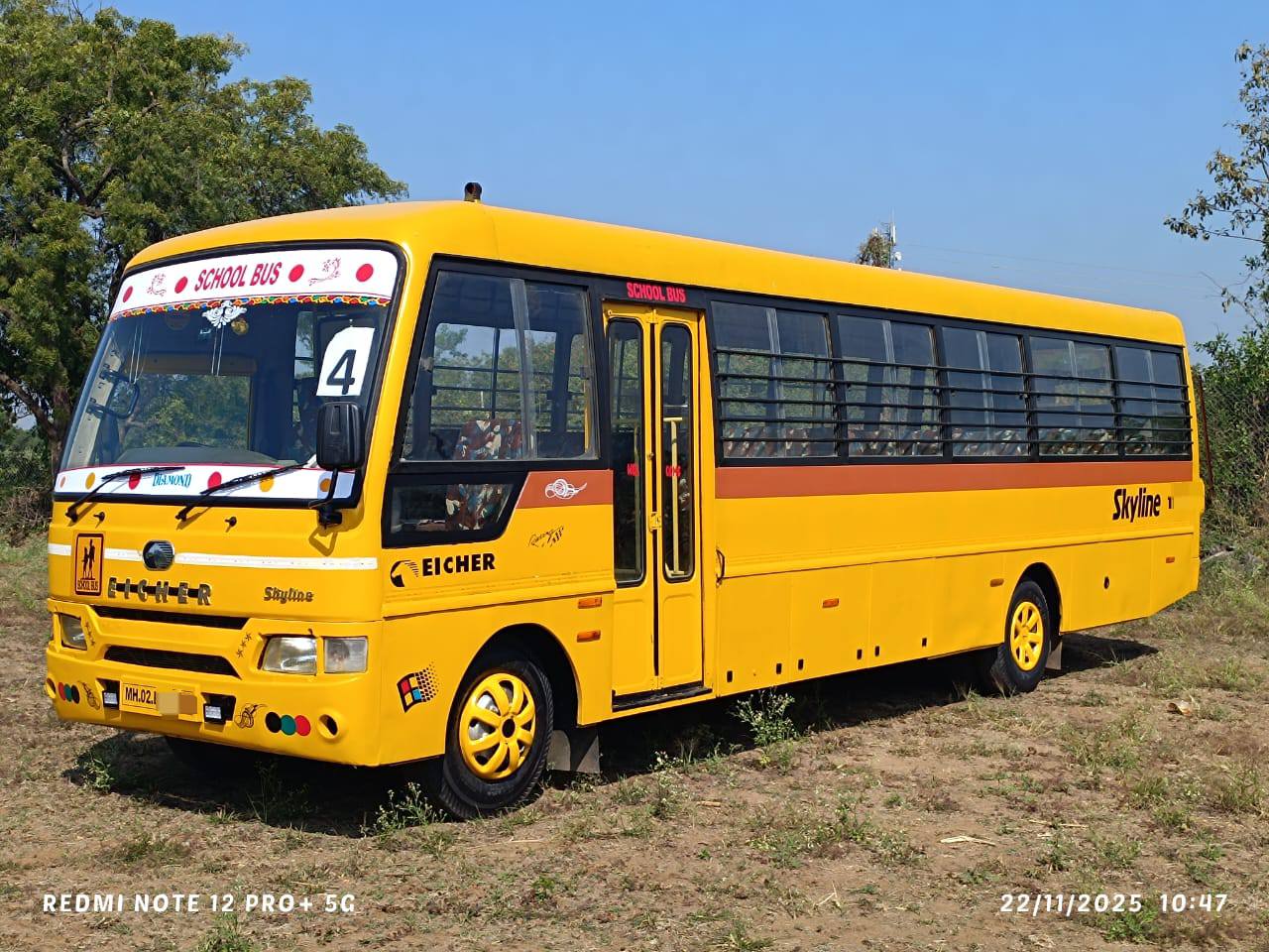 Eicher Skyline 40 seater school parmit - Buses - Aurangabad ...