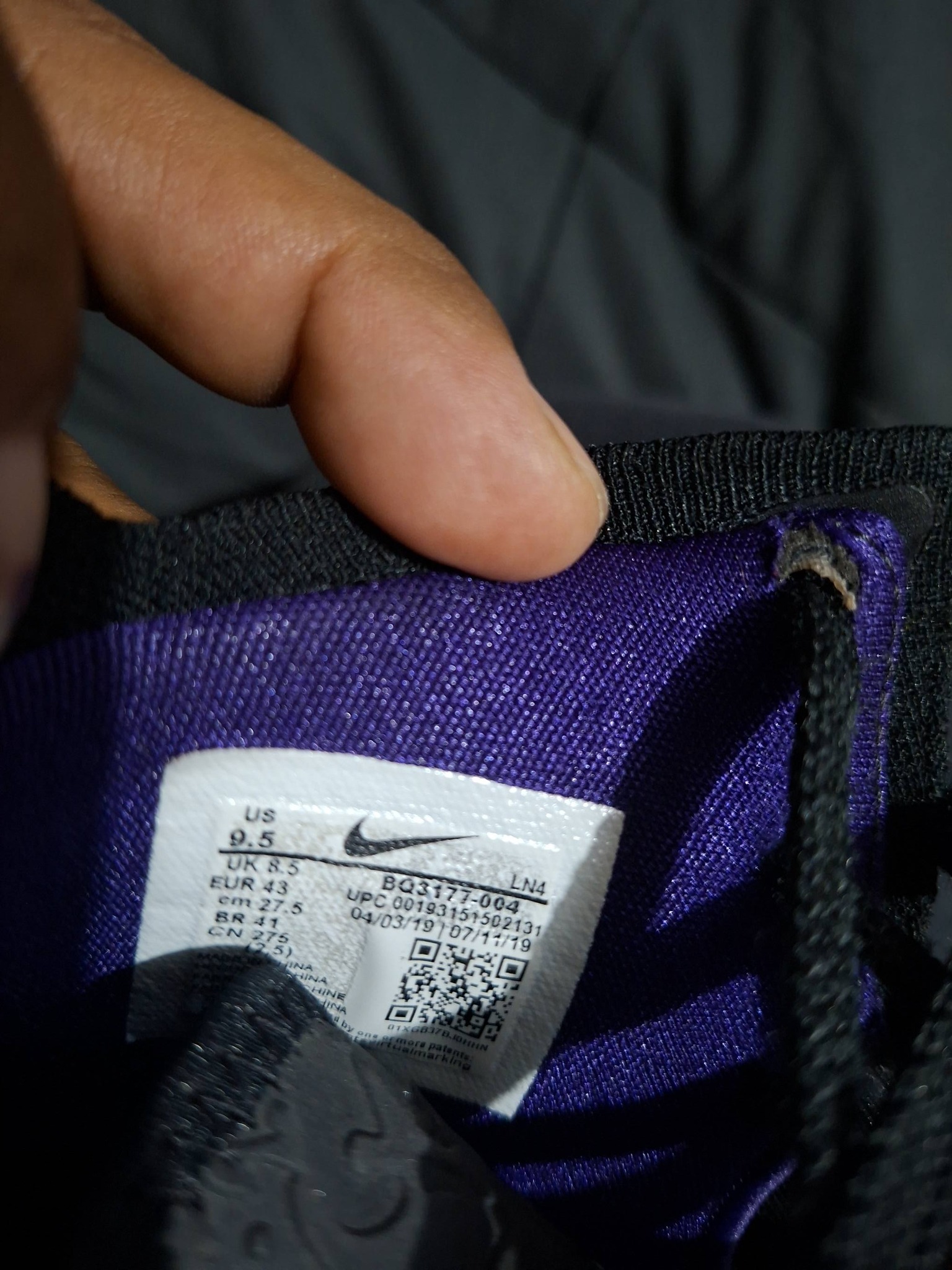 Venta 🤩 Lebron 17 Lakers away 9.5us 27.5cm $1300🏀🤩