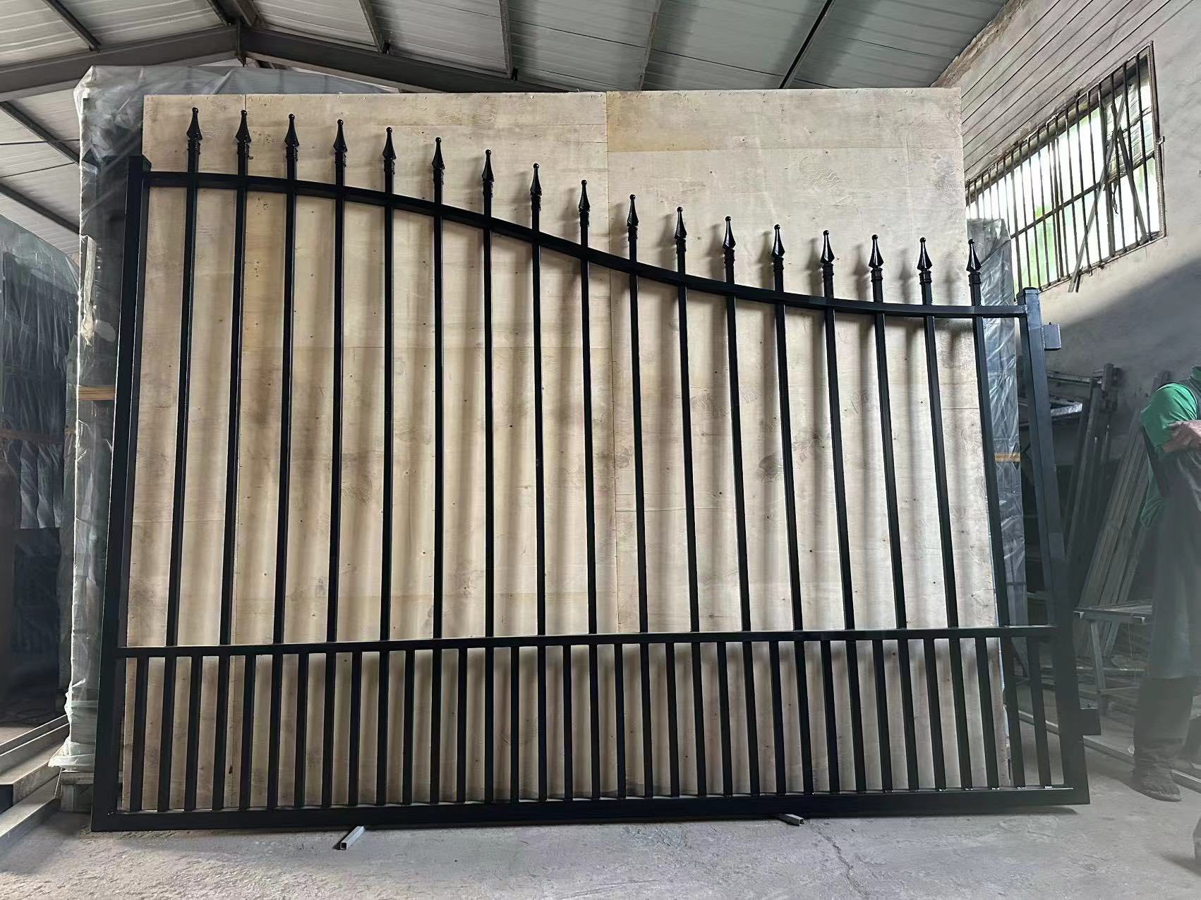 Yard - Custom Anti-Rust Galvanized Steel Gates & Fences Upgrade your ...