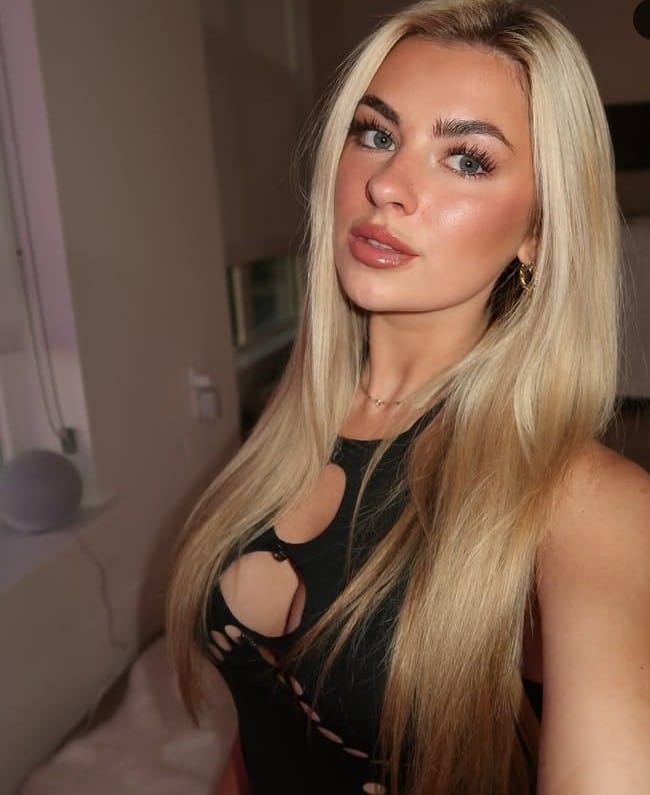 audreyholt Hi guys Facebook