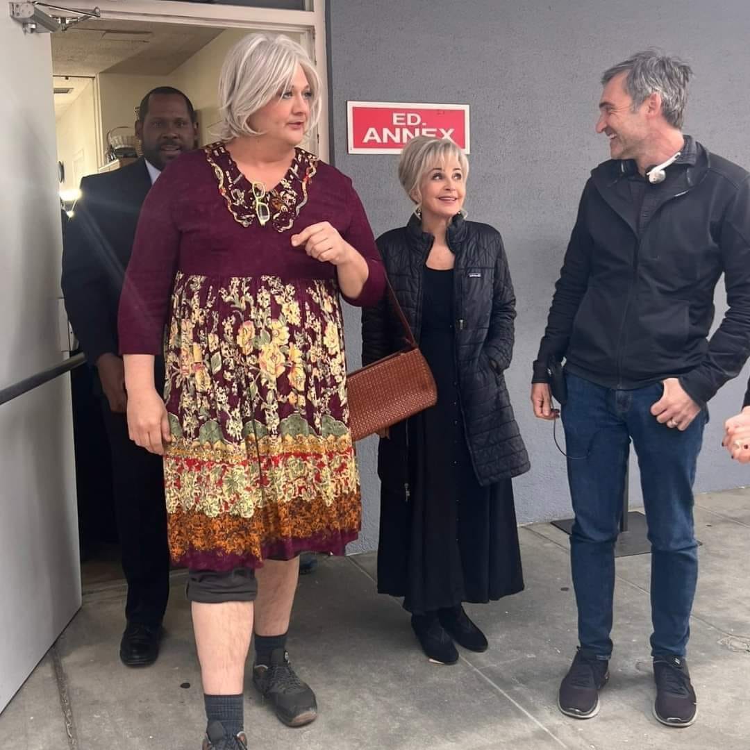 In one hilarious twist, the producers truly scored an A+ with this genius cameo: Lance Barber (the actor who played George Cooper) secretly appeared at his own character's funeral… dressed as a