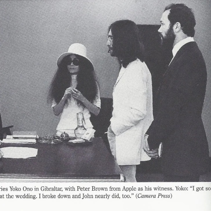 Timbres Gibraltar 1999 – Mariage John Lennon Et Yoko Ono, édition Complète 875-877, Neuf MNH, Collection