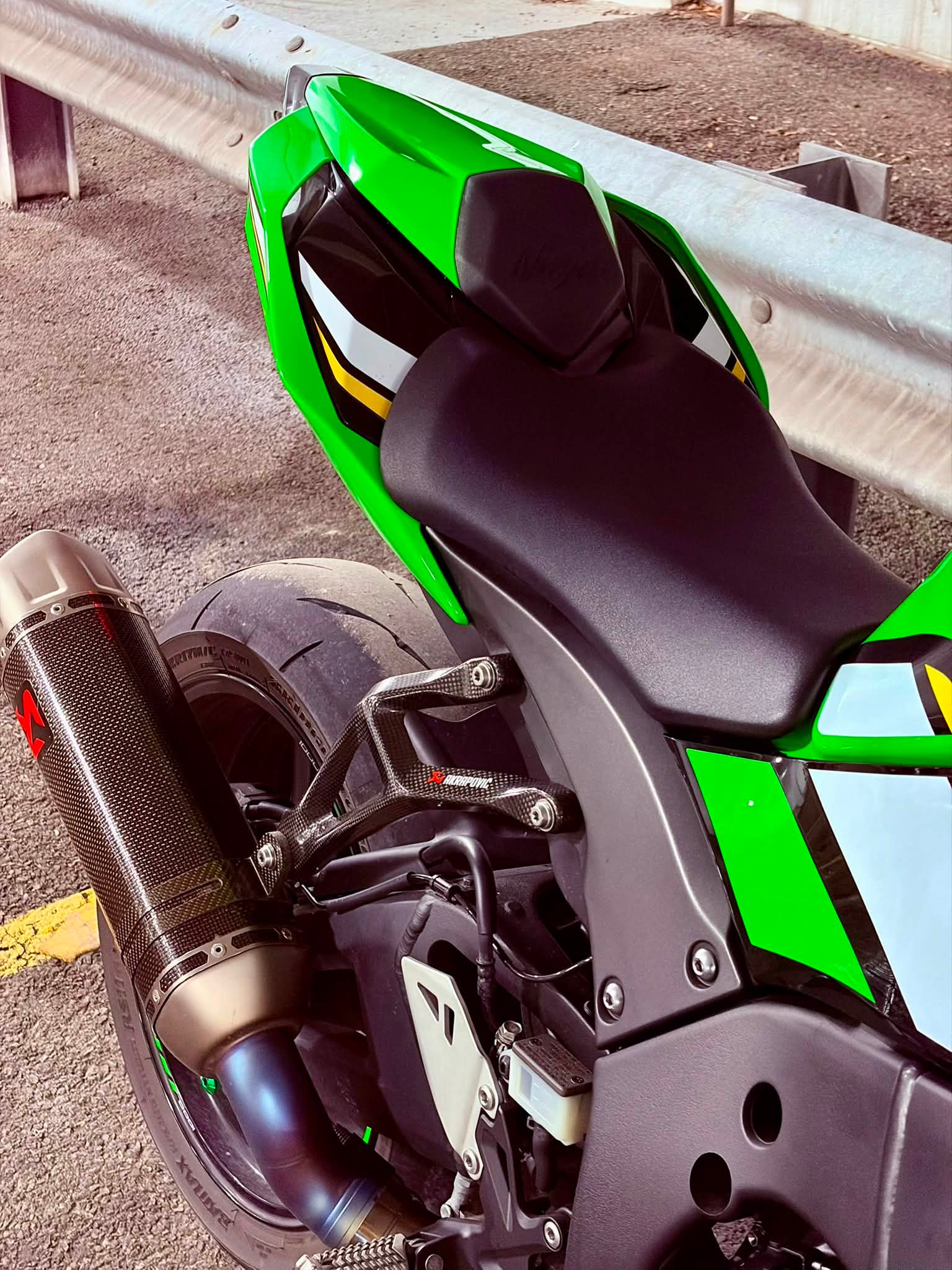 Selling gen 6 Kawasaki Ninja ZX-10R part at a discount
