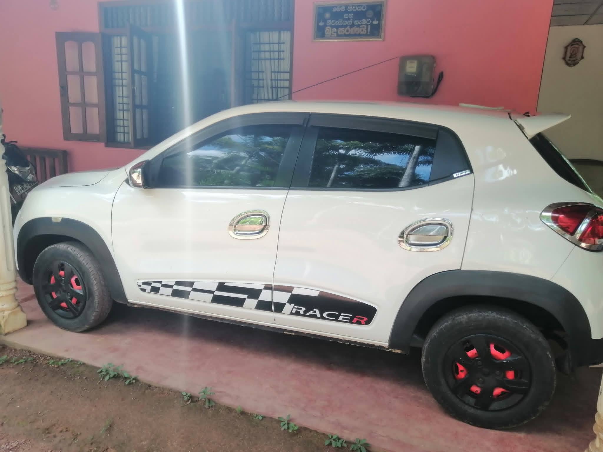 Kiwid 2016 Mileage 104000 New condition new tyers ,orginal paint