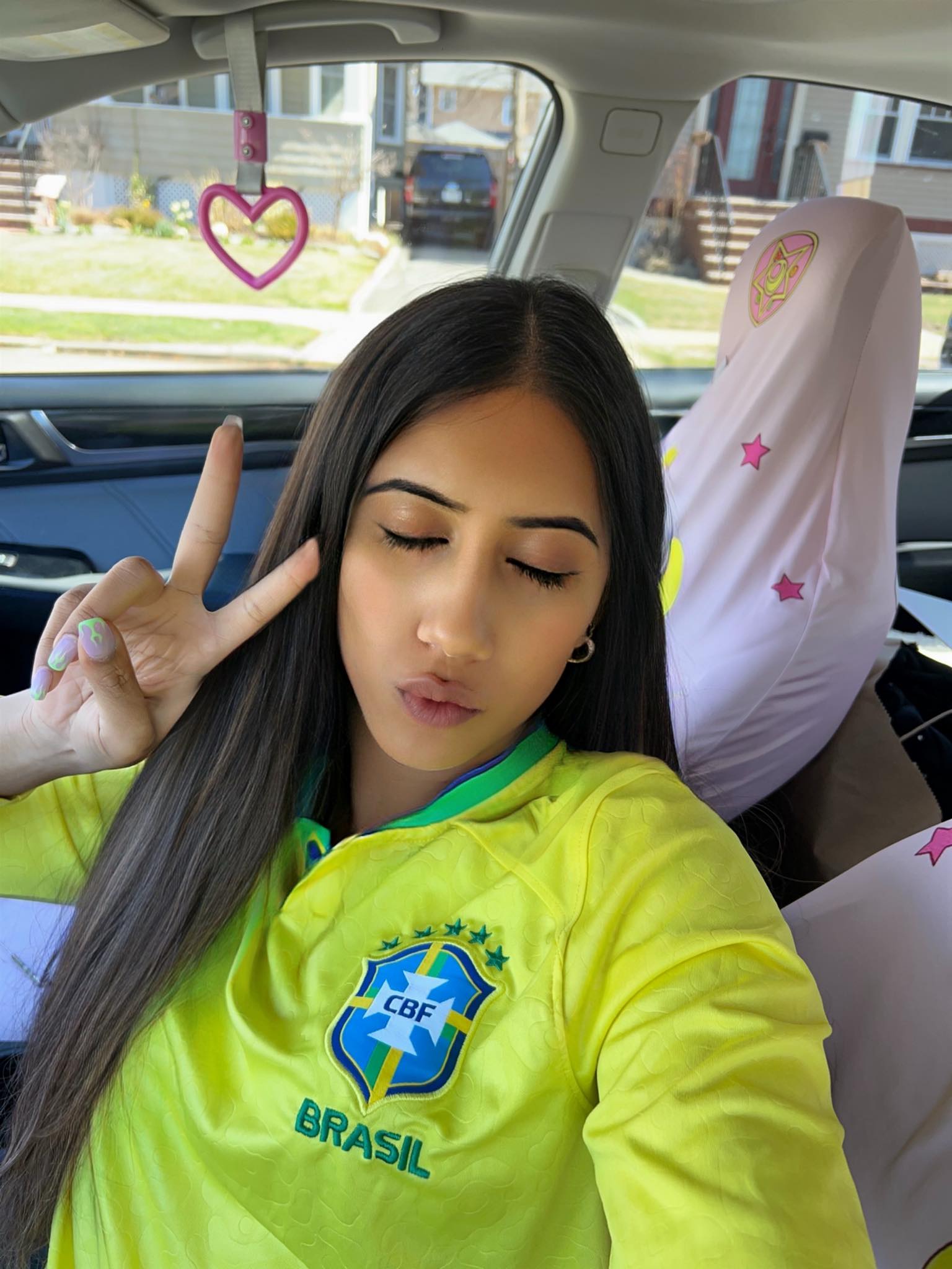 amira-moon-amira-moon-added-a-new-photo