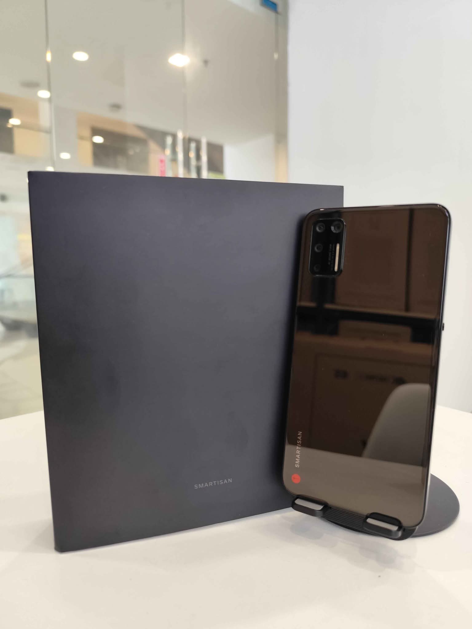 Smartisan pro 3 実機レビュー：Smartisan Nut Pro 3【個性的な